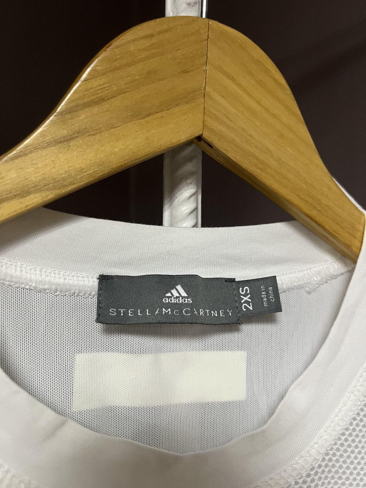 Adidas × Stella McCartney Vintage Adidas Stella McCartney Mesh Tee Size M / US 6-8 / IT 42-44 - 2 Thumbnail