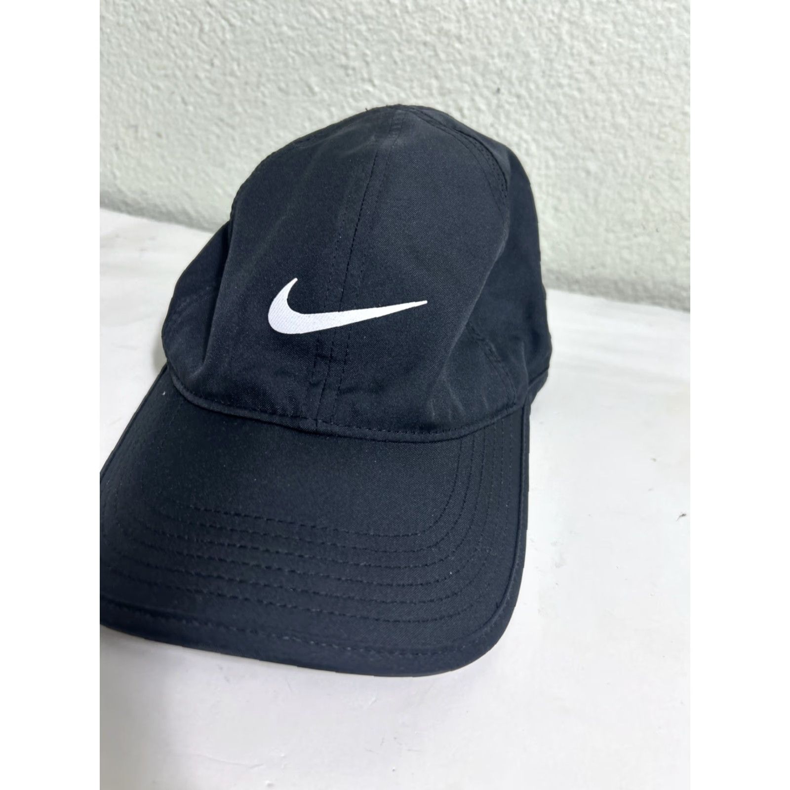 Nike NIKE Dri-Fit Feather Light Hat Cap BLACK/WHITE 679421-010 Running Tennis Logo Hat Unisex Adults Adjustable Black Mens Womens Size ONE SIZE - 3 Thumbnail