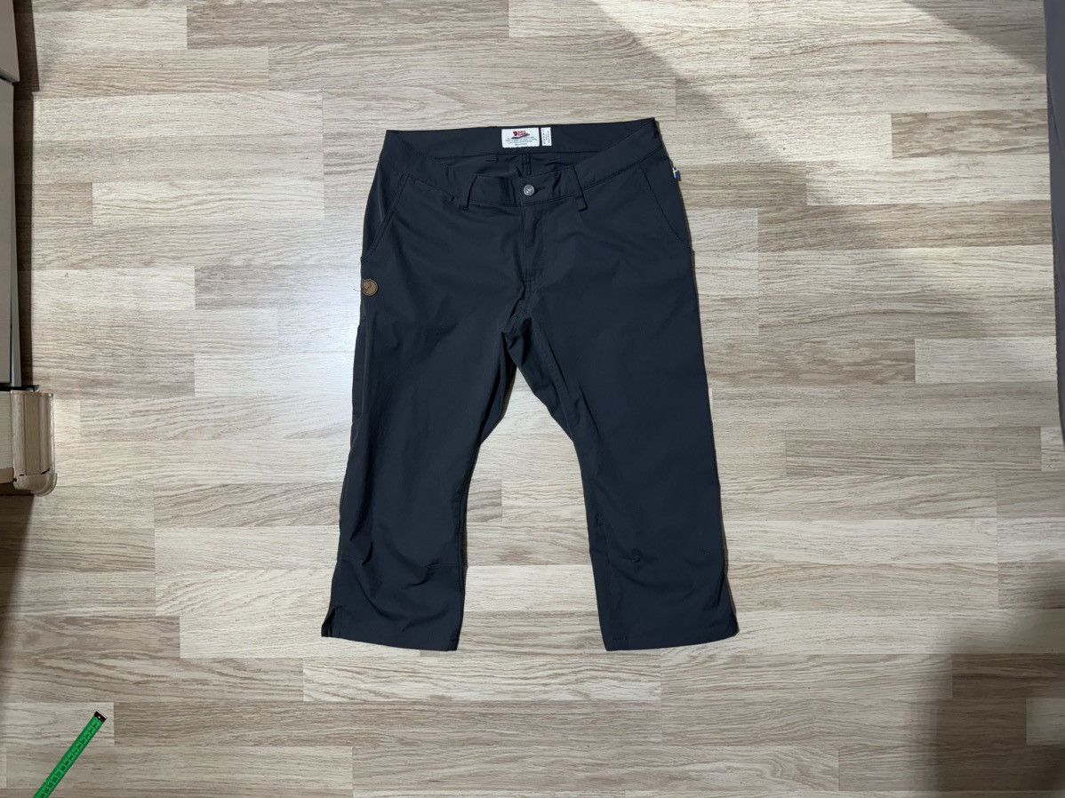 Fjallraven Fjallraven capri cropped pants Size 30" / US 8 / IT 44 - 1 Thumbnail