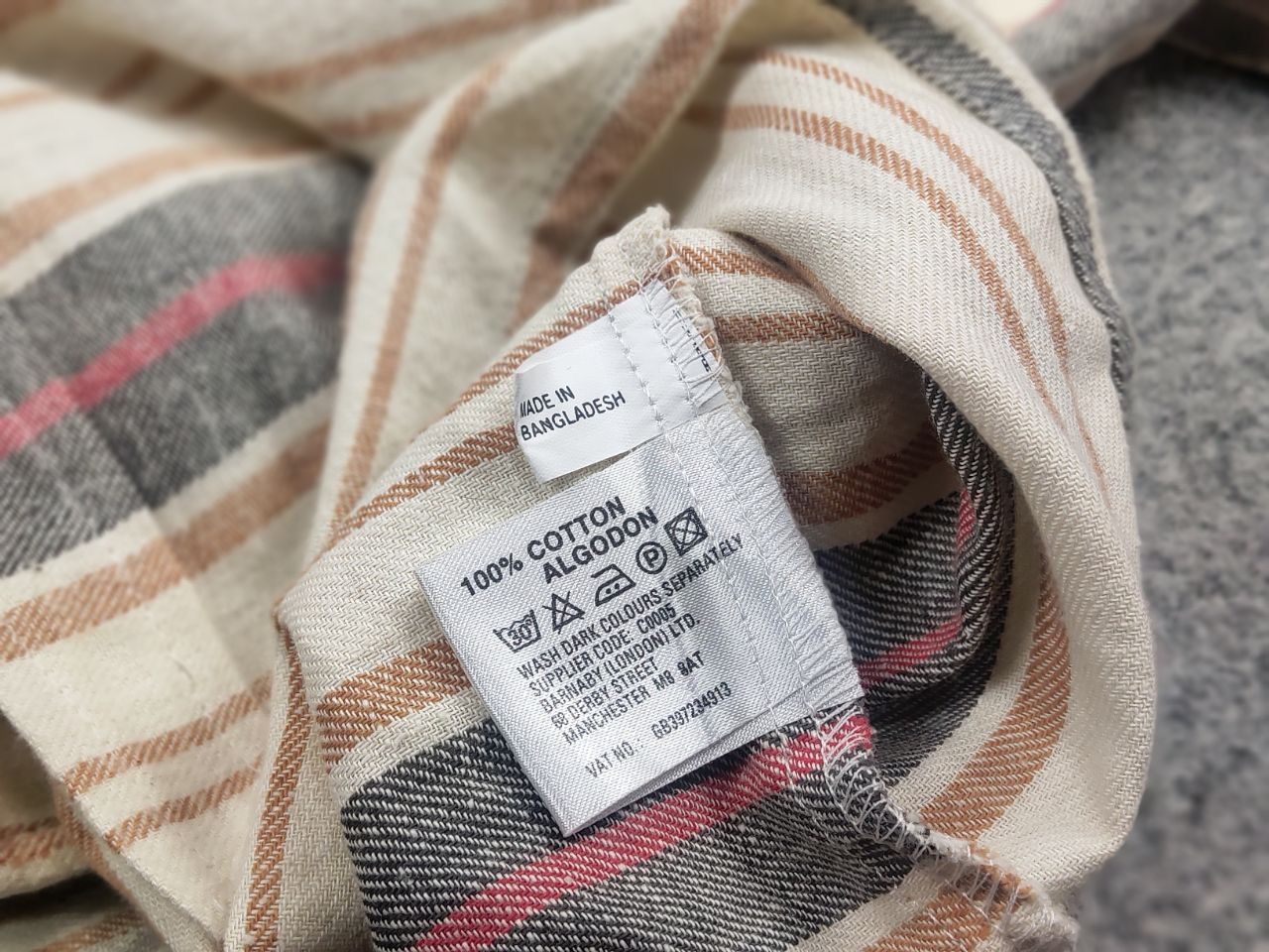 Japanese Brand Rough Trade Vintage work wear Japan button Flannel shirt Size US L / EU 52-54 / 3 - 13 Thumbnail