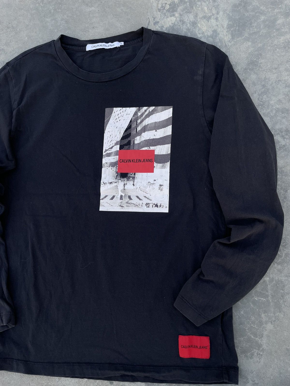 Calvin Klein × Vintage Calvin Klein Y2K Long Sleeve Shirt Tee Small City Logo Size US M / EU 48-50 / 2 - 2 Thumbnail