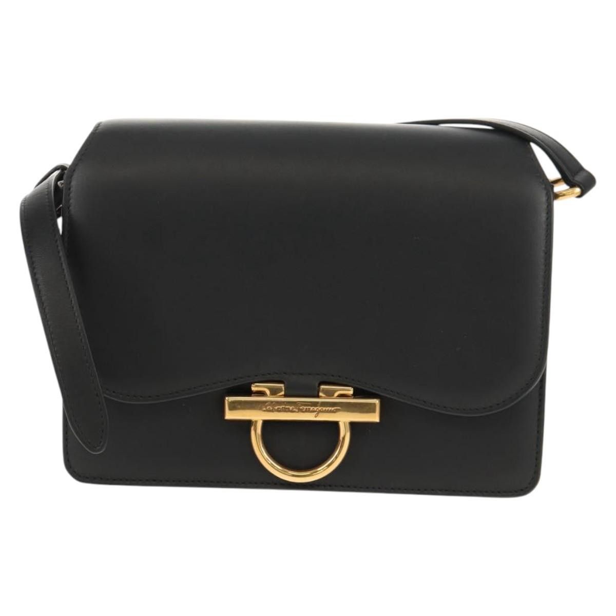 Salvatore Ferragamo Salvatore Ferragamo Joanne Shoulder Bag Leather Size ONE SIZE - 1 Thumbnail