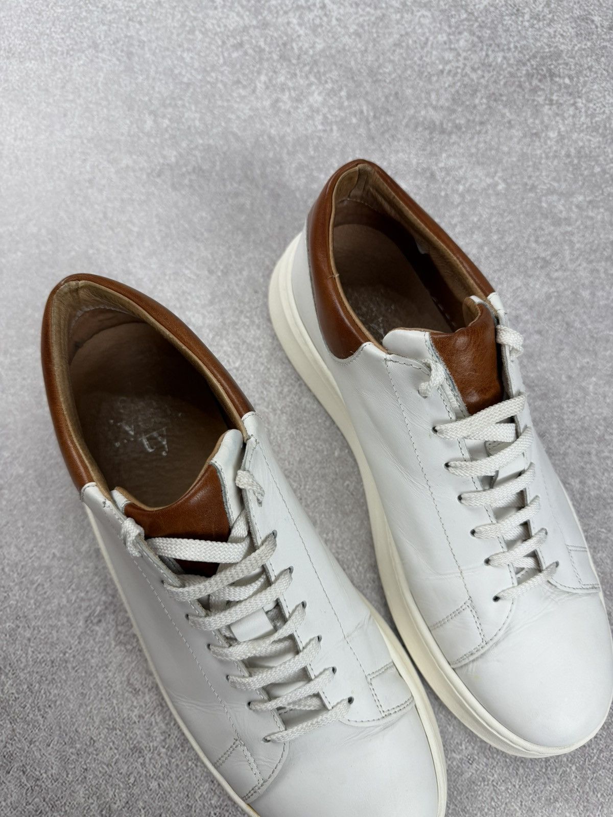 Eleventy Eleventy White Leather Sneakers Men’s Size 43 Size US 10 / EU 43 - 3 Thumbnail