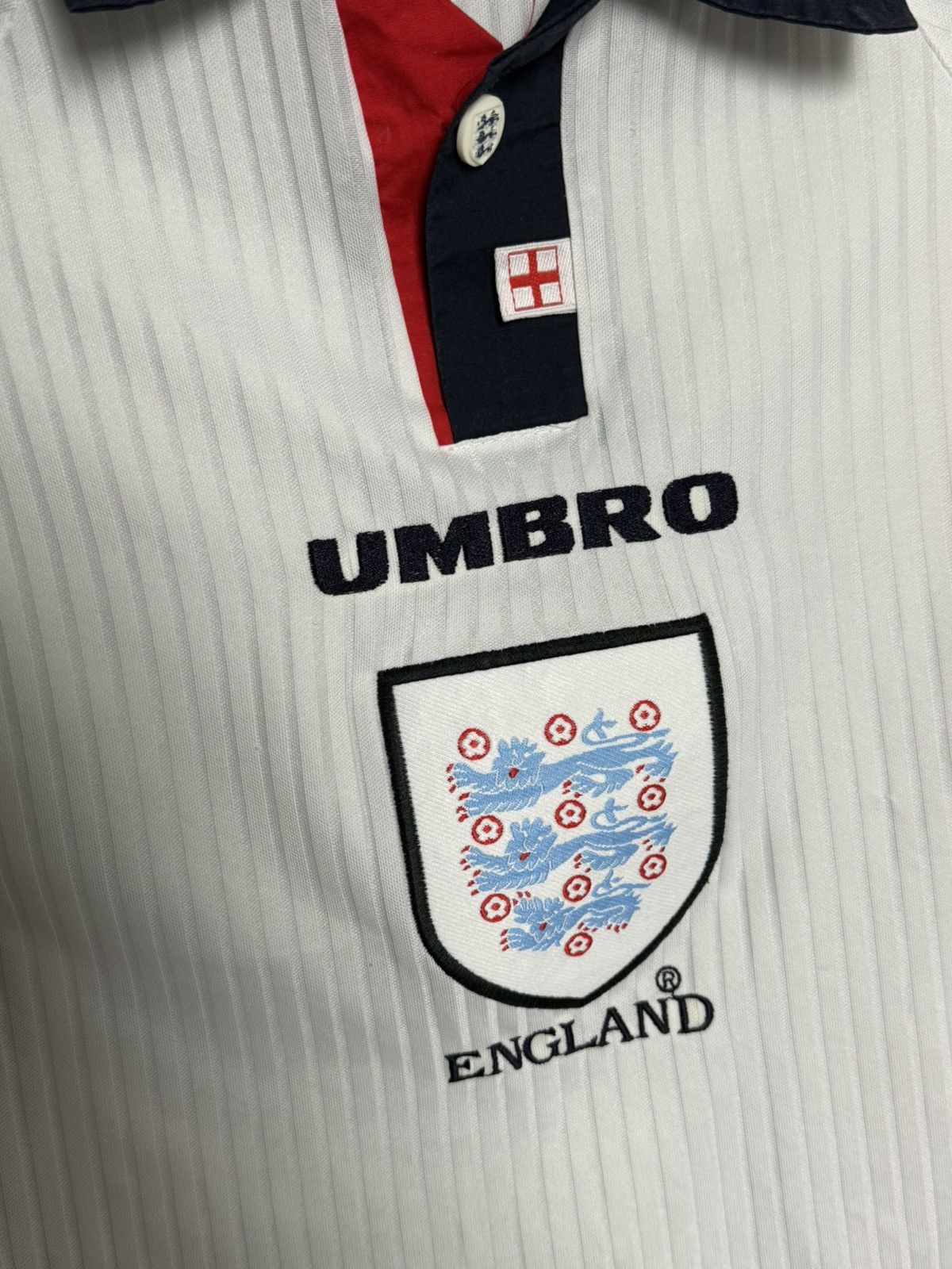 Umbro England National Team 97/99 Home Football Soccer Jersey Size US M / EU 48-50 / 2 - 3 Thumbnail
