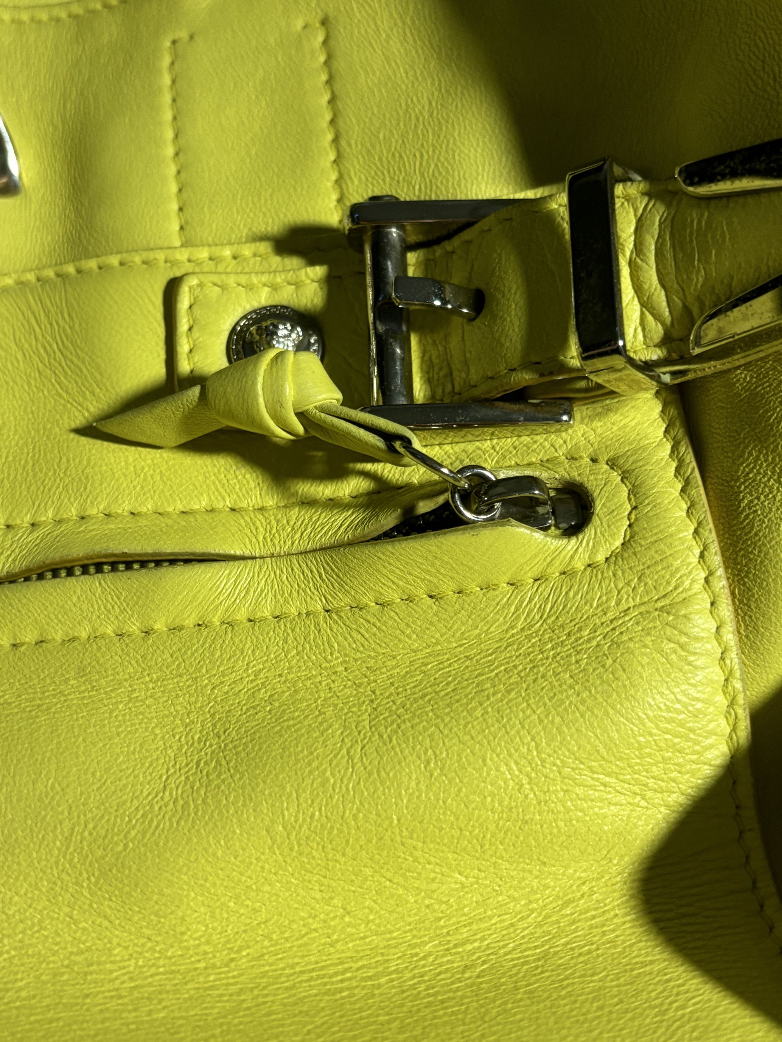 Versace Versace yellow big handle bag Size ONE SIZE - 4 Thumbnail