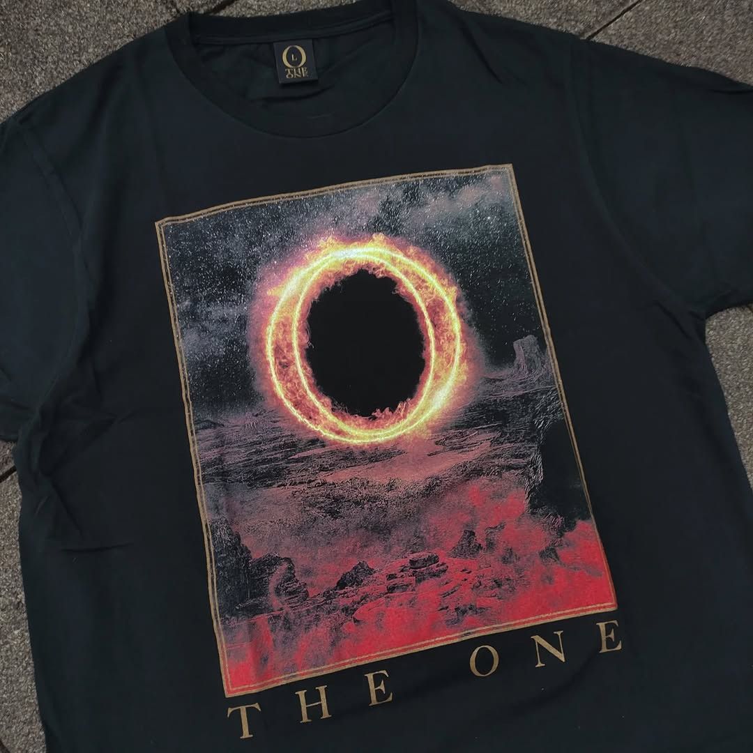 Band Tees BABYMETAL The One 2023 Gold Version Tee Size US L / EU 52-54 / 3 - 3 Thumbnail