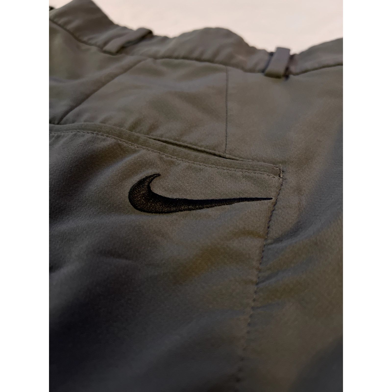 Nike Nike Golf Standard Fit Gray Dri-FIT Shorts - 34x10" Inseam Size US 34 / EU 50 - 3 Thumbnail