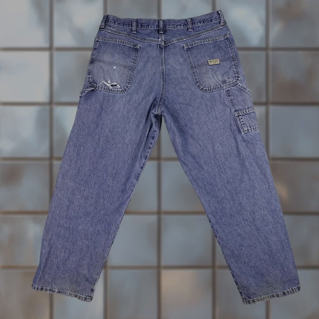 Wrangler Wrangler Jeans Mens 34x29 Blue Denim Distressed Baggy 5-Pocket Relaxed Straight Vintage No N/A Size US 36 / EU 52 - 1 Thumbnail