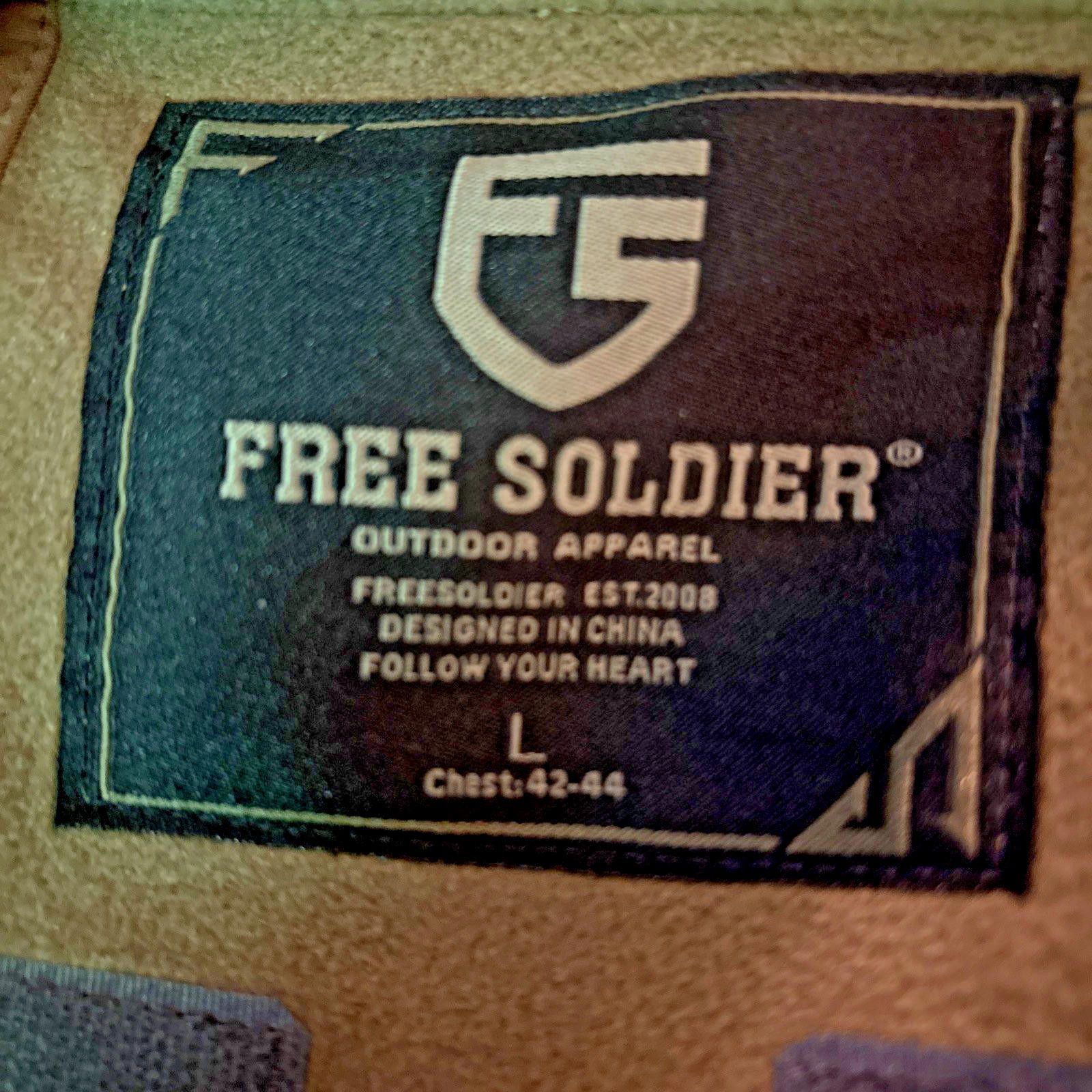 Other Free Soldier Men’s Waterproof Soft Shell Tactical Jacket LG Size US L / EU 52-54 / 3 - 7 Thumbnail