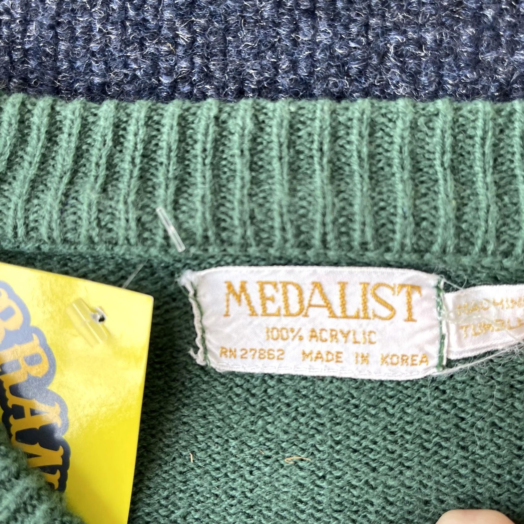 Vintage VINTAGE Medalist Sweater Mens M Green Cable-Knit Acrylic Pullover Korea 90s Mens Size US M / EU 48-50 / 2 - 2 Thumbnail