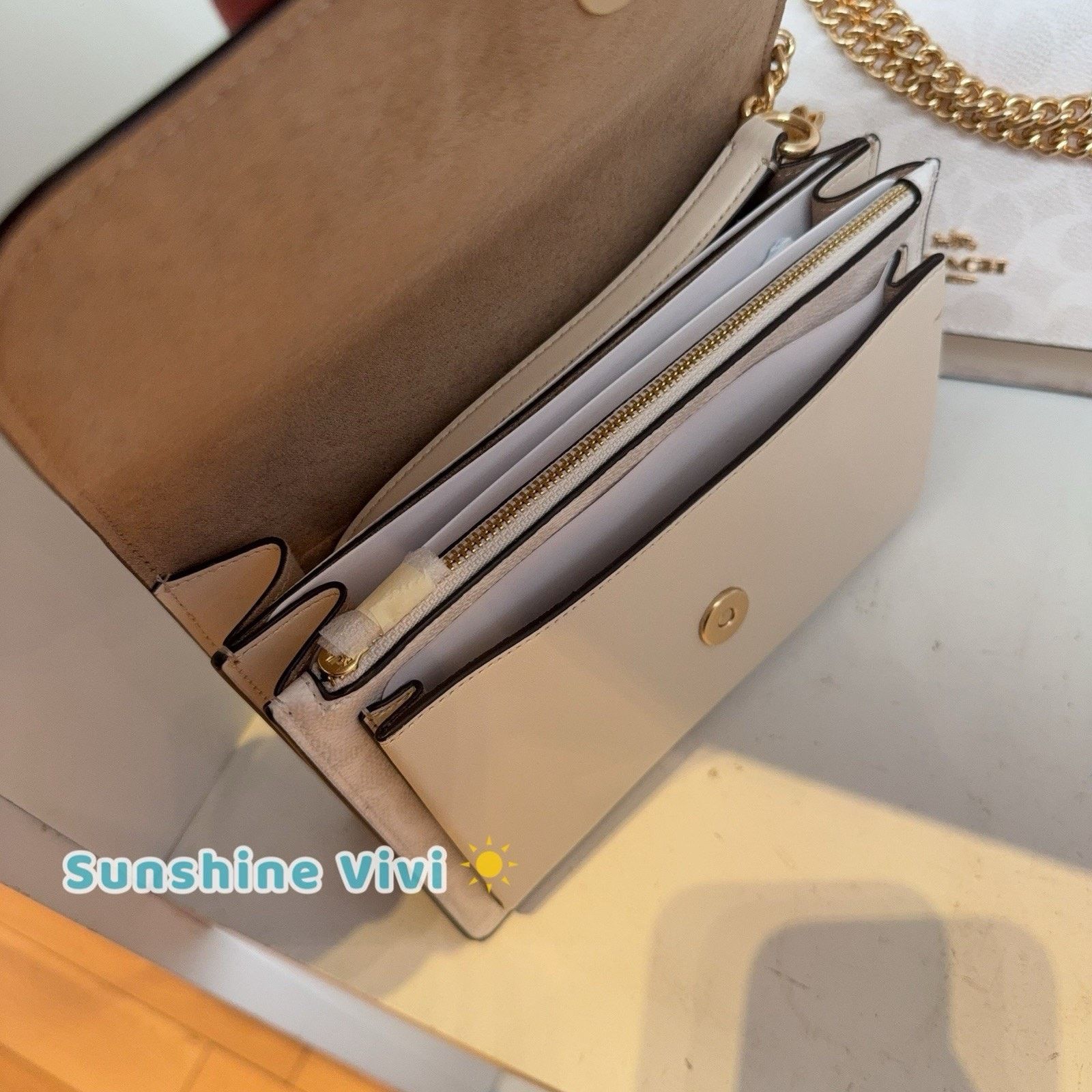 Coach NWT Coach Klare Crossbody Bag Gold/White/Chalk CAL29 Size ONE SIZE - 2 Thumbnail