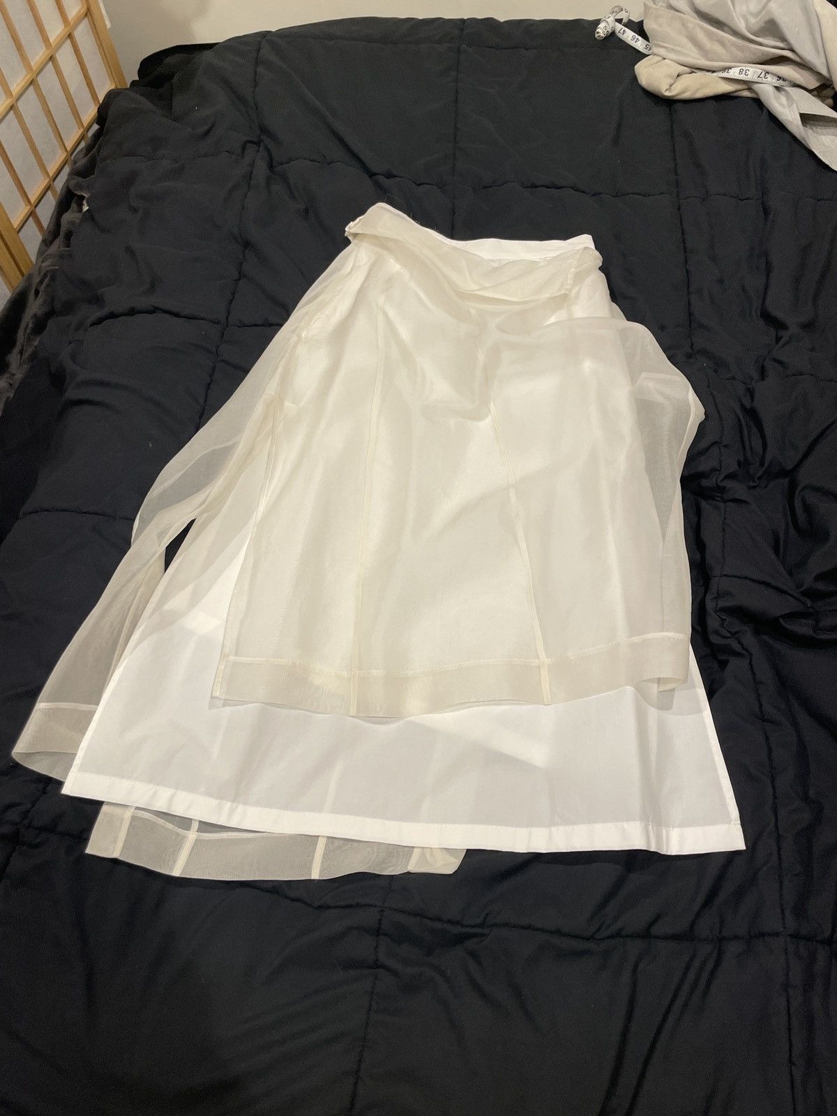 Japanese Brand double fable skirt with white sheer fabric overlayed Size 23" - 2 Thumbnail