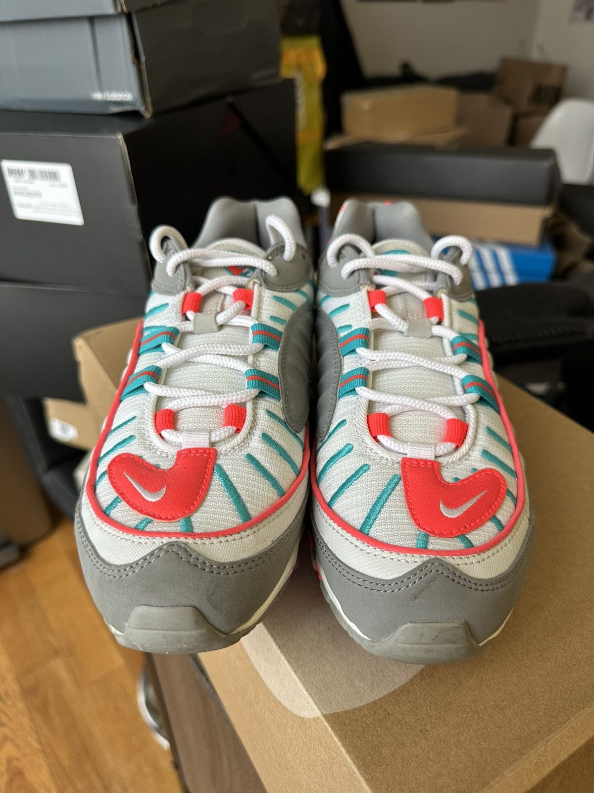 Nike “Particle Grey White” Air Max 98 (Women’s) Size US 7 / EU 40 - 2 Thumbnail