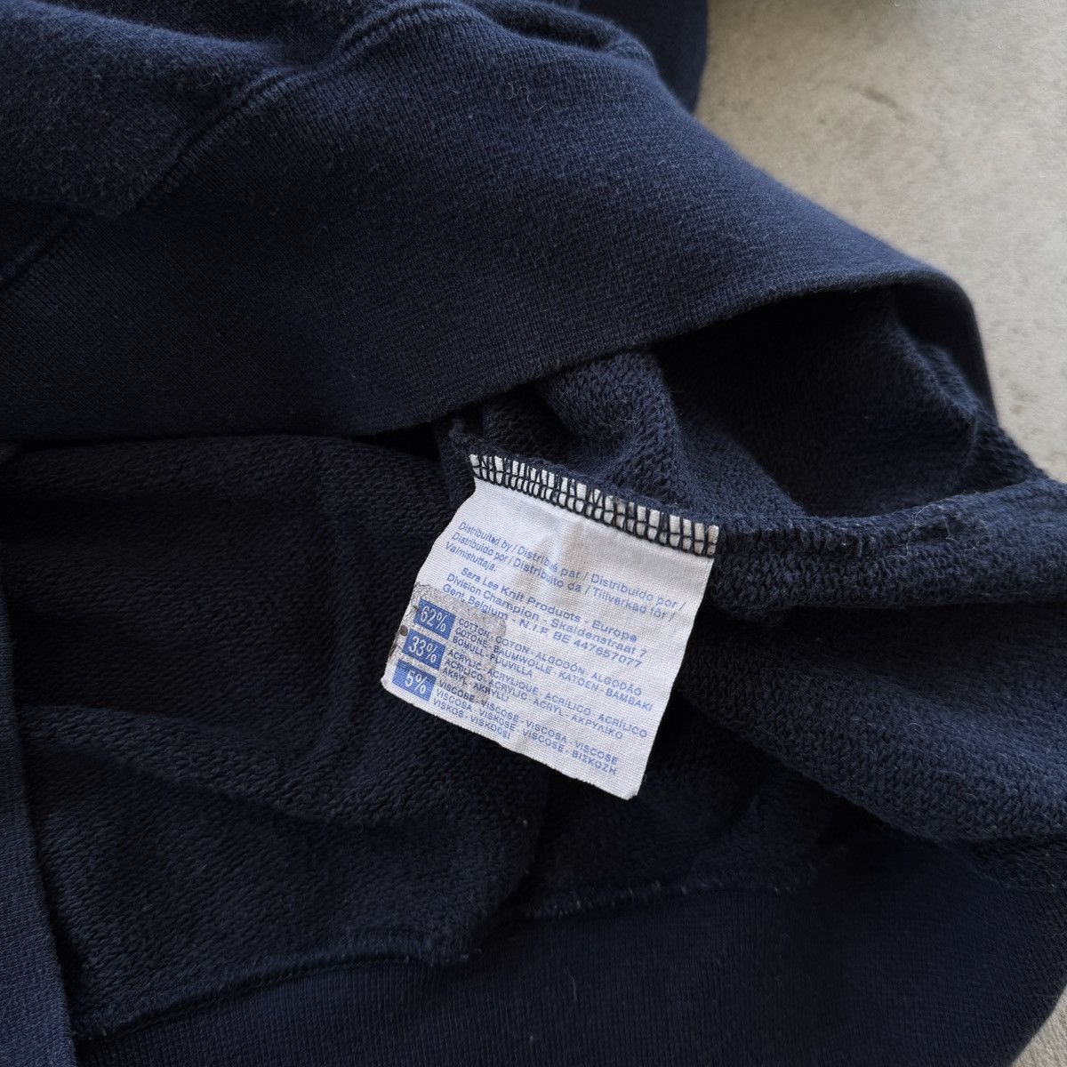 Champion Vintage 90s Champion Baggy Crewneck Sweatshirt Navy Blue Size US XL / EU 56 / 4 - 6 Thumbnail