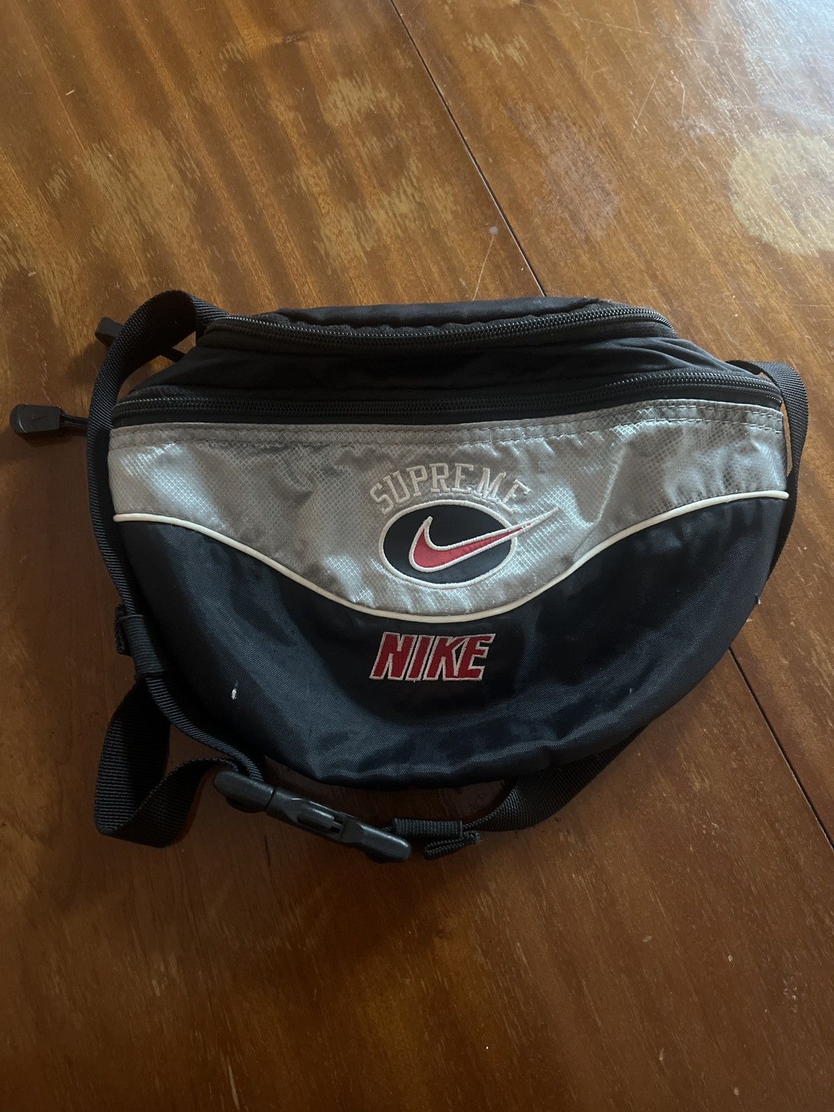 Nike Supreme Shoulder Bag | Grailed
