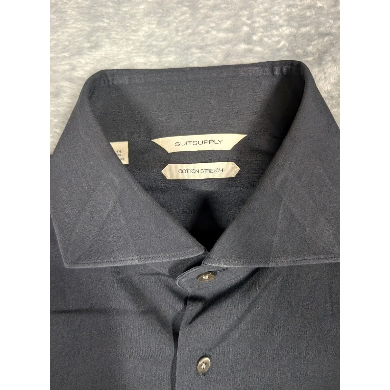 Suitsupply Suitsupply Shirt Mens 16 41 Blue Solid Slim Fit Cotton Stretch Long Sleeve Shirt Mens 16 41L Navy Solid Dress Shirt Mens 41L Slim Size US L / EU 52-54 / 3 - 7 Thumbnail