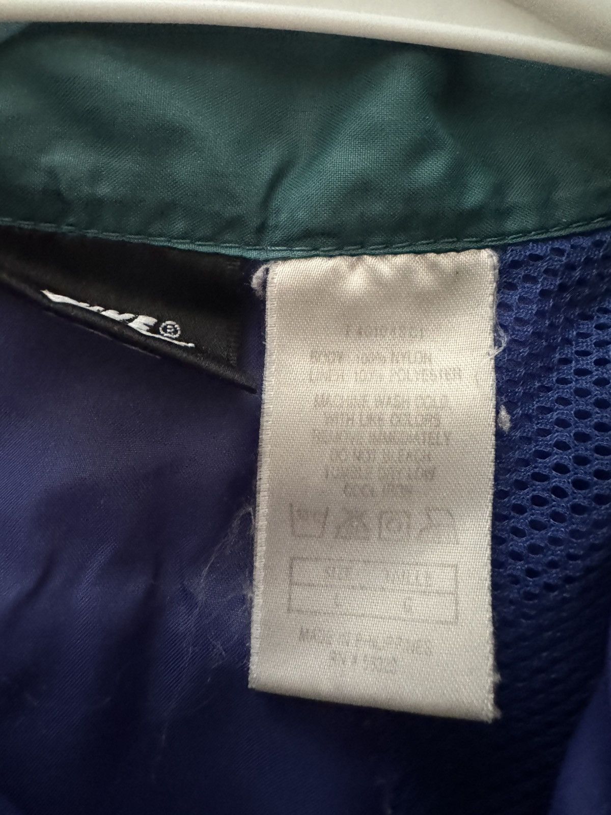 Nike Vintage Nike windbreaker Size US L / EU 52-54 / 3 - 3 Thumbnail