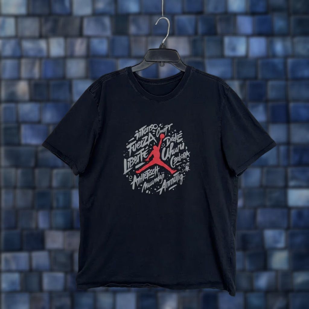 Jordan Brand Jordan Shirt Mens XL Black Jumpman Graphic Nike Tee Basketball Short Sleeve Crew Neck Sports Mens XL Black Jumpman Logo Graphic Print Size US XL / EU 56 / 4 - 1 Thumbnail