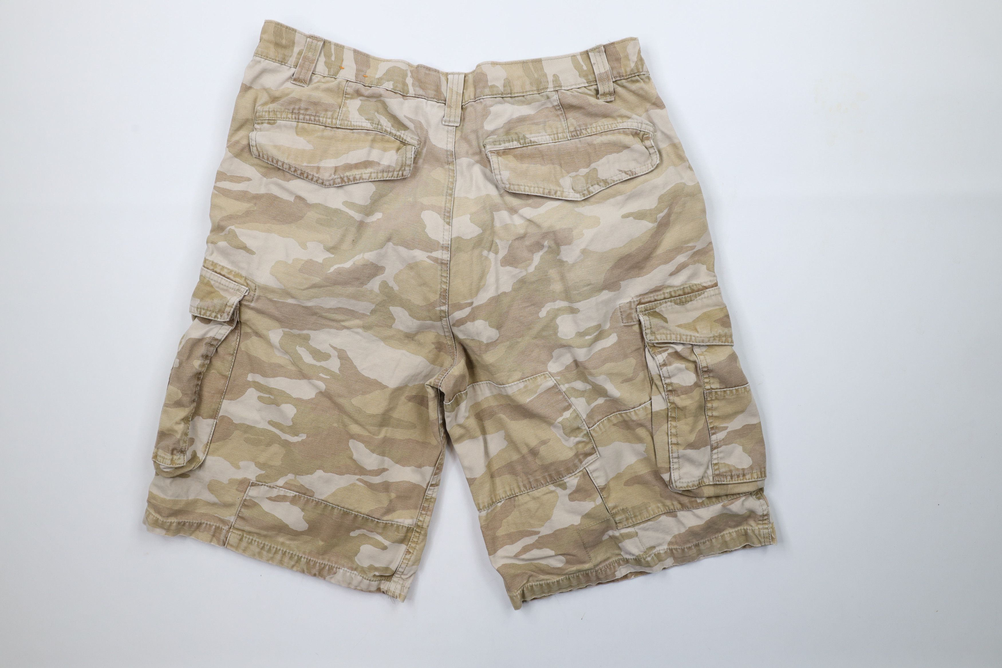 Avirex × Vintage Vintage Avirex Heavyweight Military Camouflage Cargo Shorts Size US 34 / EU 50 - 10 Thumbnail