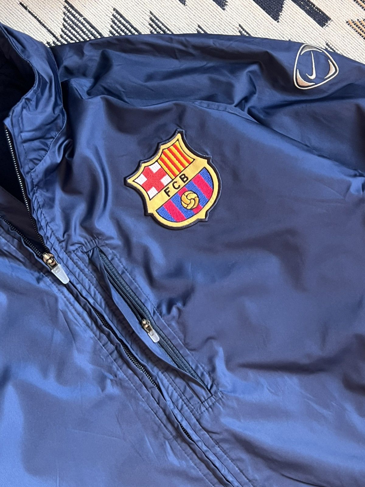 Nike Vintage Nike F.C Barcelona 2002/03 Blokecore Soccer Jacket Size US M / EU 48-50 / 2 - 7 Thumbnail