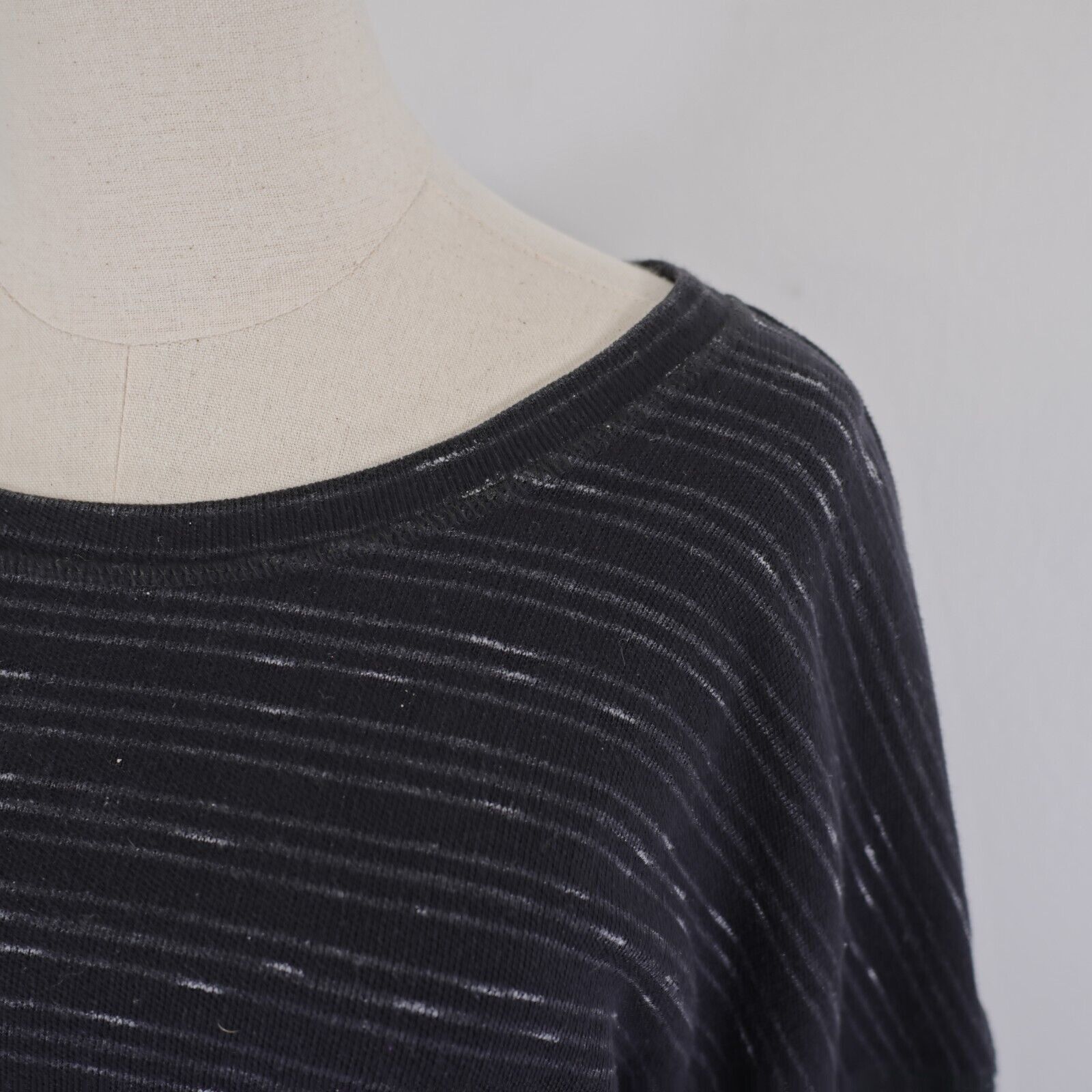 Liz Claiborne Liz Claiborne Weekend Large Black Knit Top Scoop Neck Cotton Size XL / US 12-14 / IT 48-50 - 2 Thumbnail