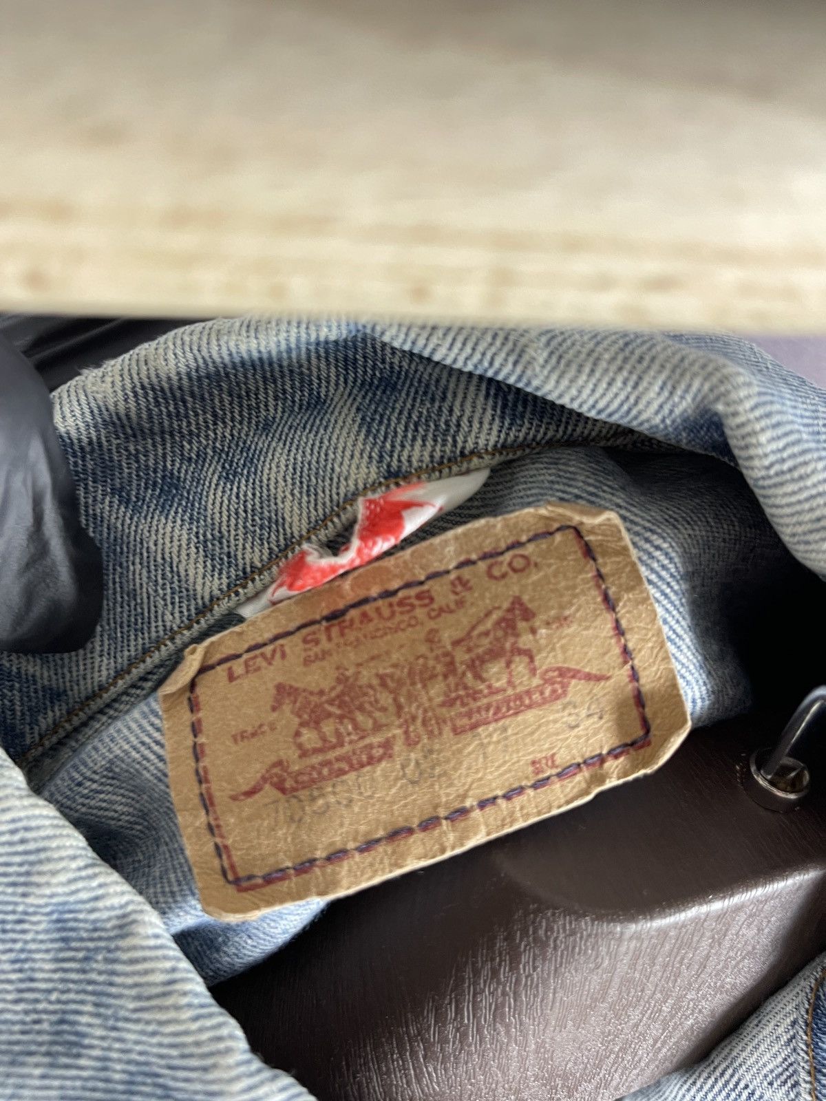 Levi's Levi’s vintage 80s blue faded made in France denim jacket Size XS / US 0-2 / IT 36-38 - 14 Thumbnail