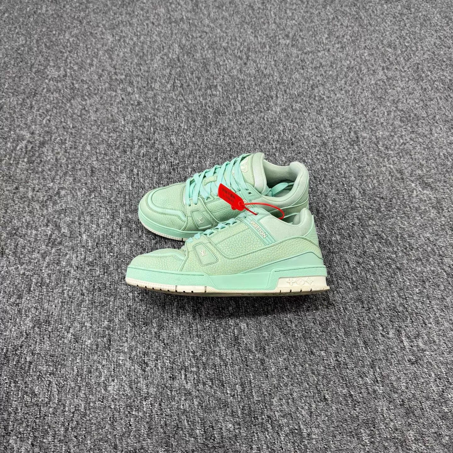 Louis Vuitton Louis Vuitton Mint Green Trainer 39 98 New Size US 6 / EU 39 - 2 Thumbnail