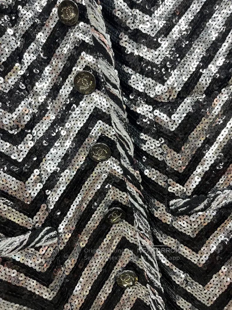 Chanel Chanel Black White Sequin Jacket. Size US M / EU 48-50 / 2 - 2 Thumbnail