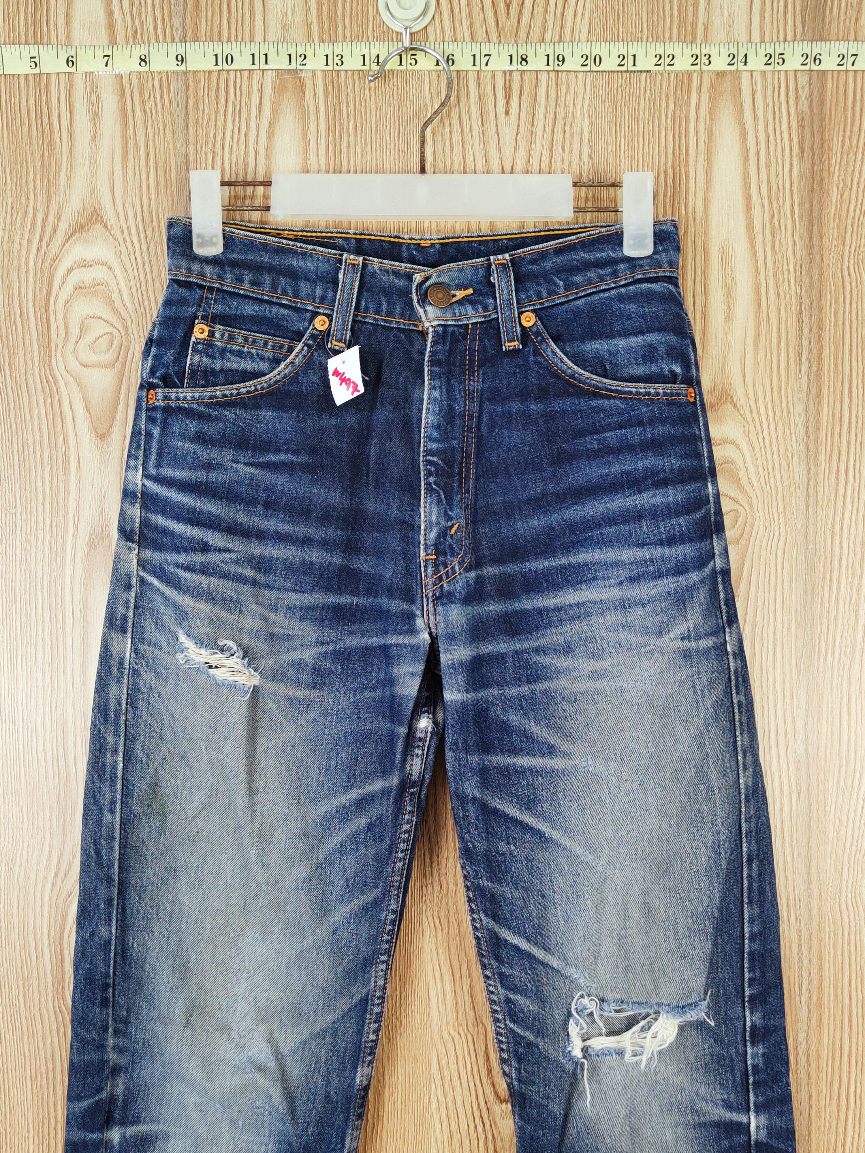 Levi's Levi's orange tag Dark Blue Distressed Ripped Jeans #W497 Size US 27 - 2 Thumbnail