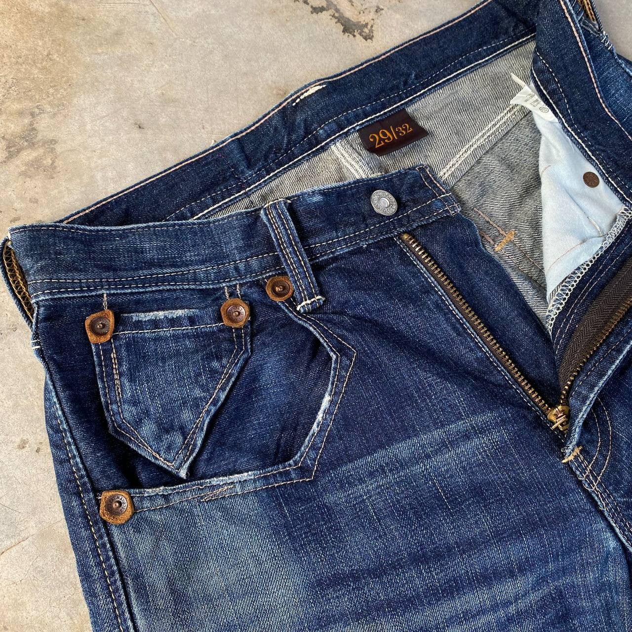 Levi's VINTAGE LEVIS DENIM LOT 502 RIVETTED DISTRESSED BLUEWASH Size US 29 - 9 Thumbnail