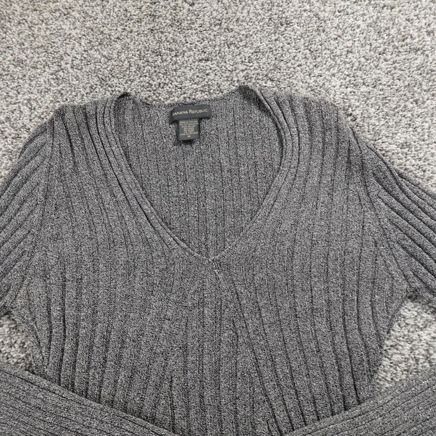 Banana Republic VINTAGE Banana Republic Sweater Womens M Gray Ribbed Knit V Neck Pullover 90s USA Mens Size M / US 6-8 / IT 42-44 - 3 Thumbnail