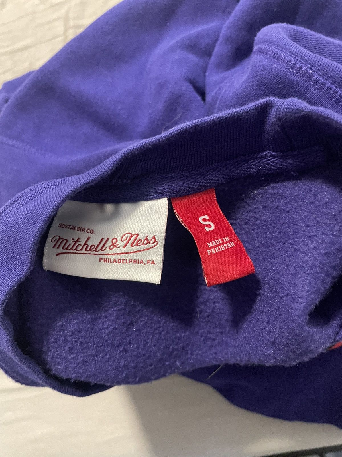 Mitchell & Ness Toronto Raptors Crewneck Size US S / EU 44-46 / 1 - 4 Thumbnail