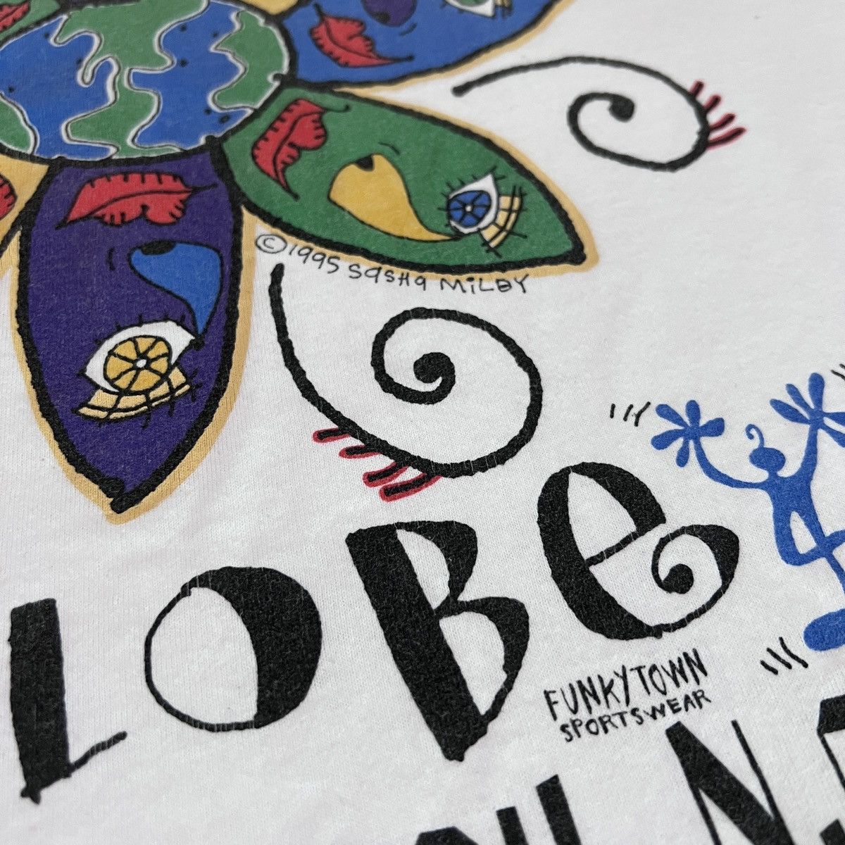 Vintage Vintage 90s GROOVABLE GLOBE LONG BEACH Promo Tee Size US L / EU 52-54 / 3 - 3 Thumbnail