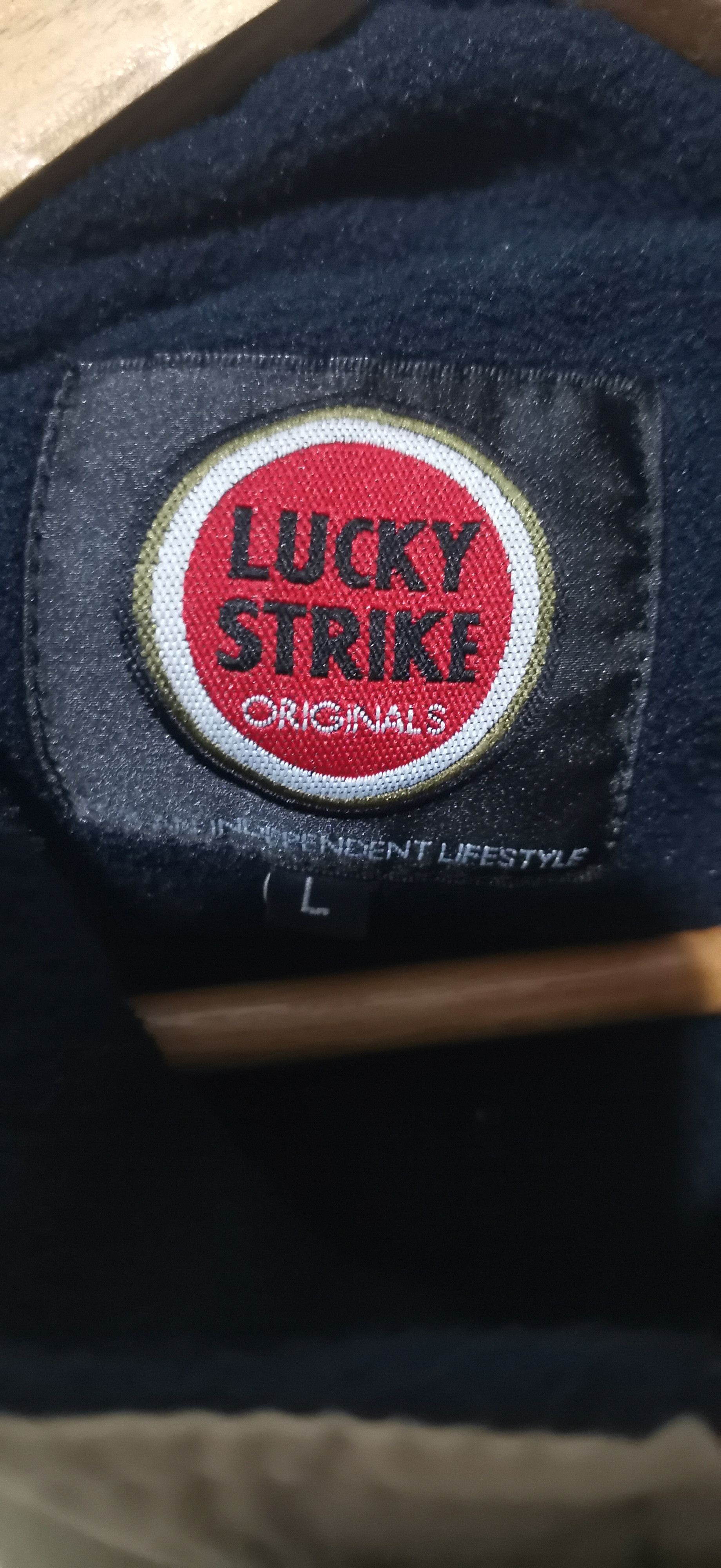 Vintage Vintage Lucky Strike parka jacket L Size US L / EU 52-54 / 3 - 3 Thumbnail