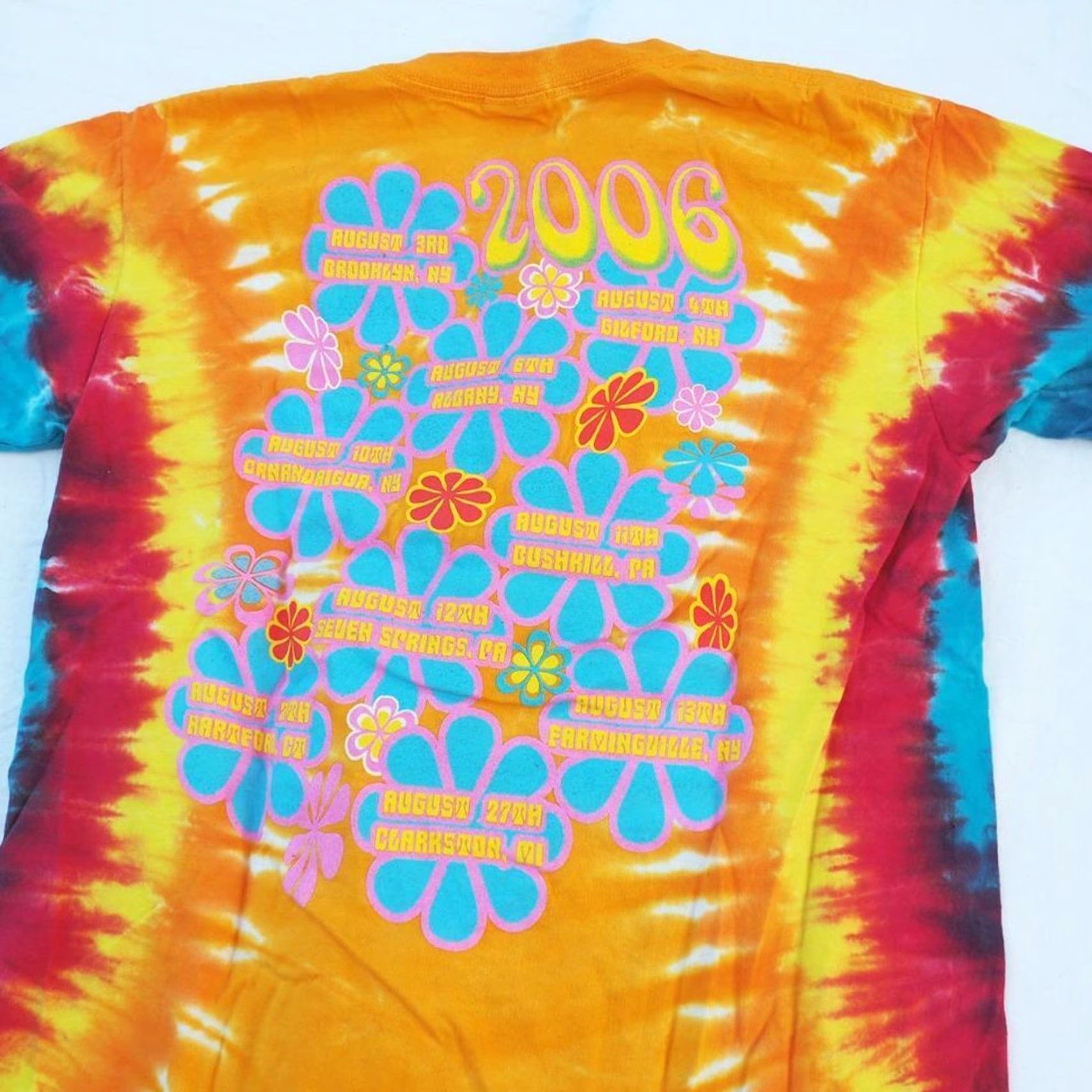 Anvil VINTAGE Hippiefest 2006 T-shirt Tie Dye Size S Blood, Sweat & Tears, Rare Earth Unisex Shirt Mens Size US S / EU 44-46 / 1 - 3 Thumbnail