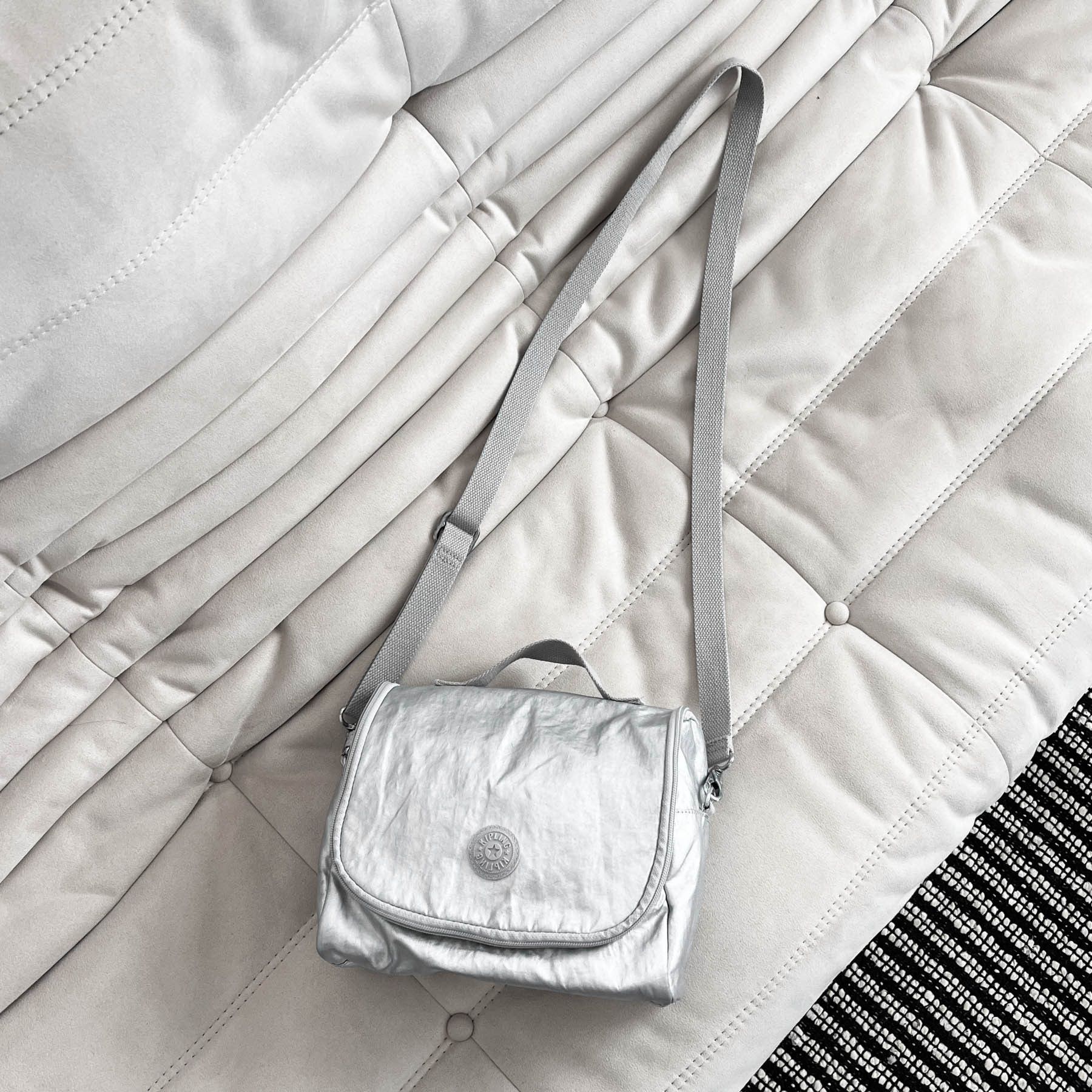 Vintage Amazing Vintage Kipling Silver Shoulder Bag Size ONE SIZE - 5 Thumbnail