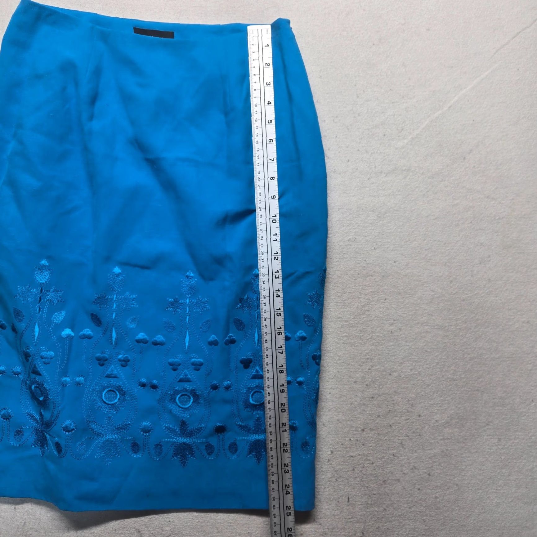 Vintage Sandra King Pencil Skirt Women's 8 Blue Silk Linen Embroidered Business Casual Size 30" / US 8 / IT 44 - 5 Thumbnail