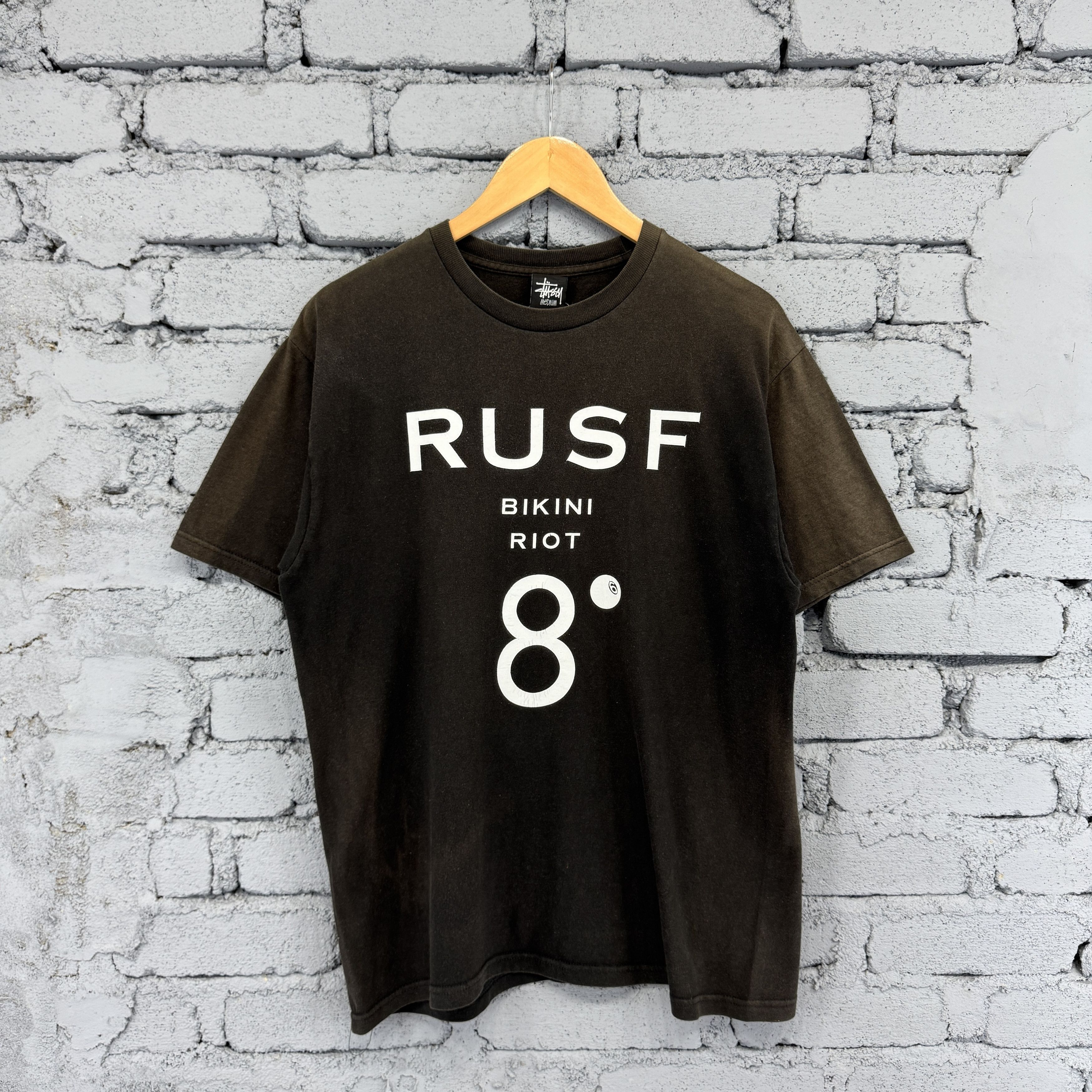 Stussy Vintage 90s Stussy Ruft 8 Bikini Riot Sunfaded Tshirt Size US M / EU 48-50 / 2 - 1 Thumbnail