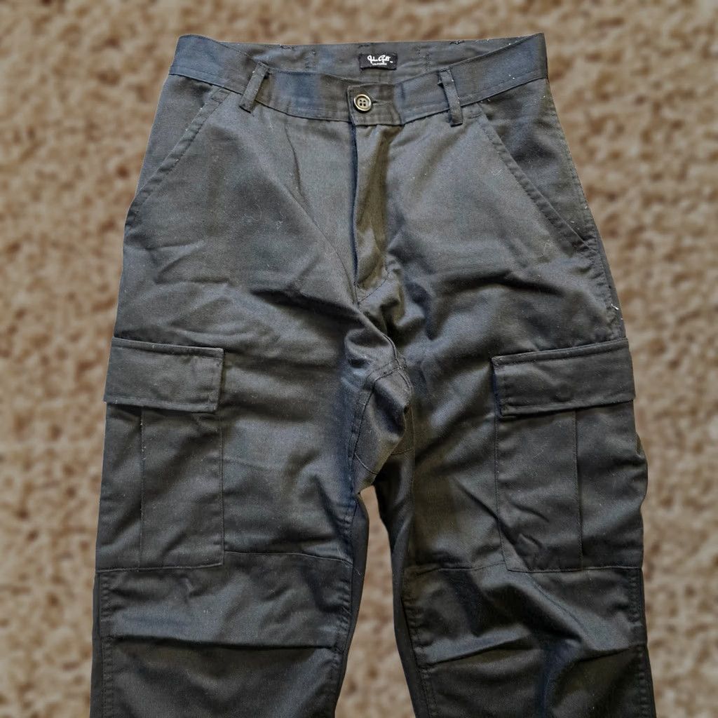 Vintage John Galt Pants Womens One Size Black Cargo Adjustable Straight Leg Casual Basic Size 42" / US 20 - 1 Thumbnail