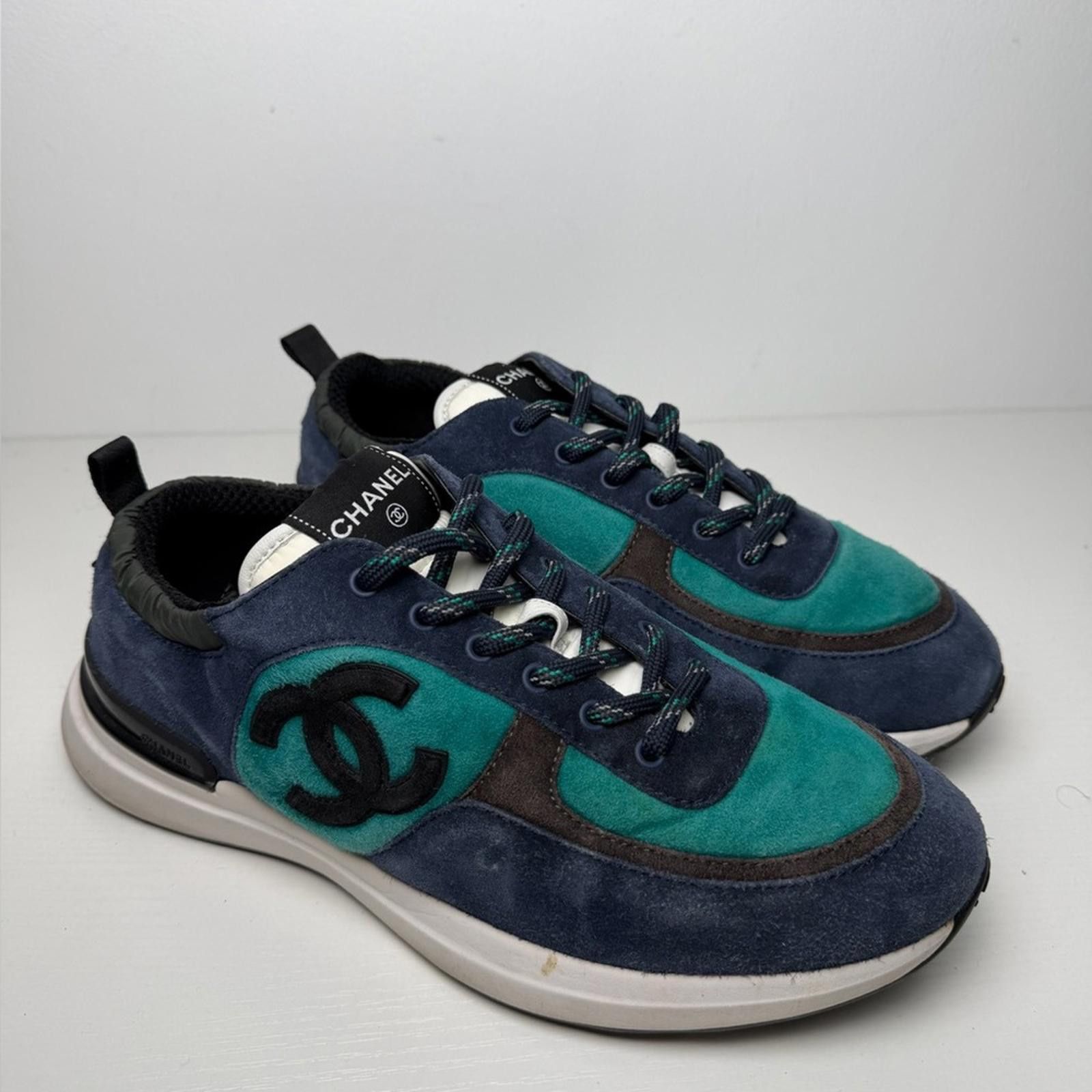 Chanel Men's Sneaker Suede CC Logo Navy Blue Green SZ 43