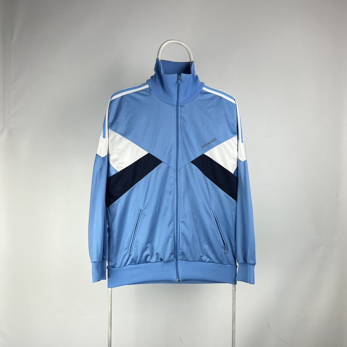 Adidas Vintage Adidas track jacket retro 90s size Large Size US L / EU 52-54 / 3 - 1 Thumbnail
