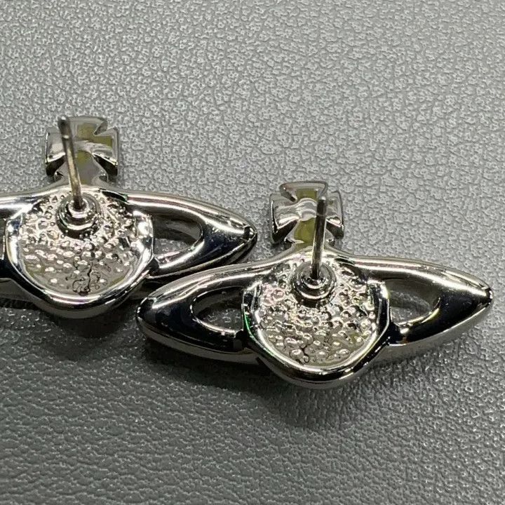 Vivienne Westwood Vivienne Westwood Mini Saturn Relief Stud Earrings Size ONE SIZE - 4 Thumbnail