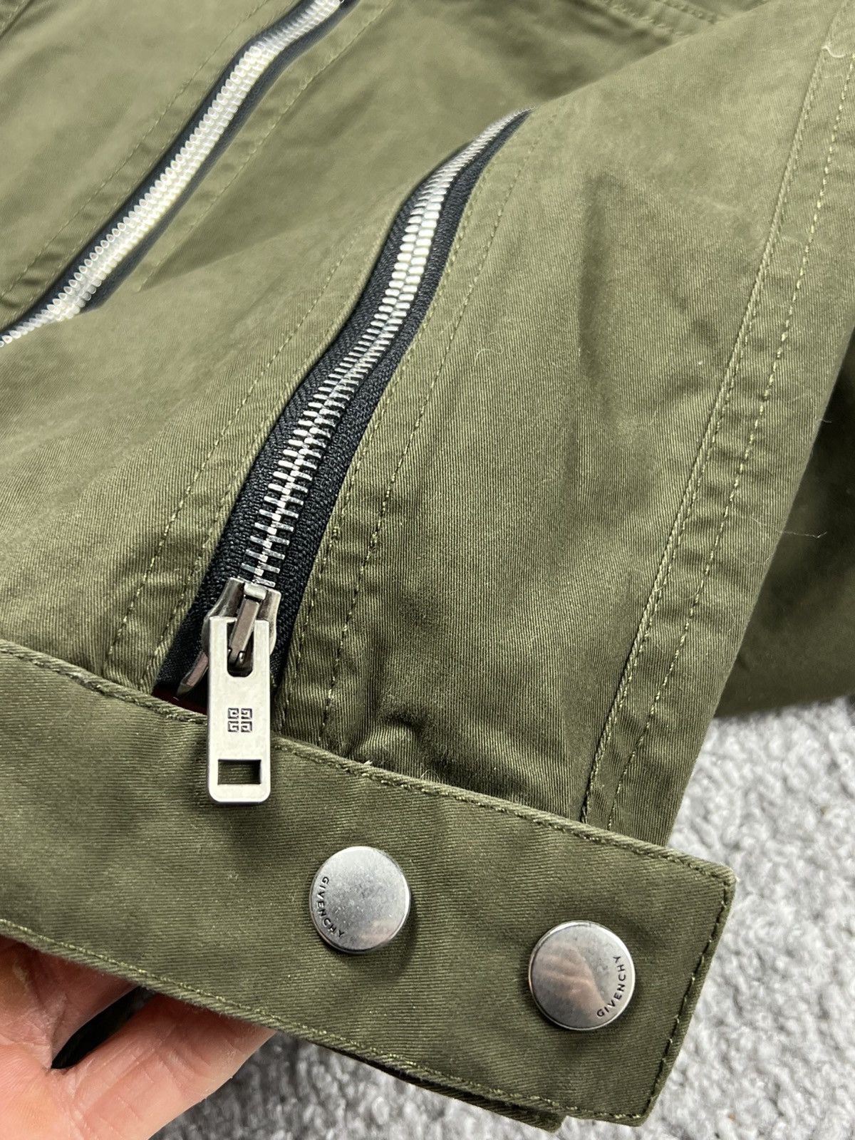 Givenchy Givenchy Zip Detail Pants “Khaki Green” Size US 30 / EU 46 - 7 Thumbnail