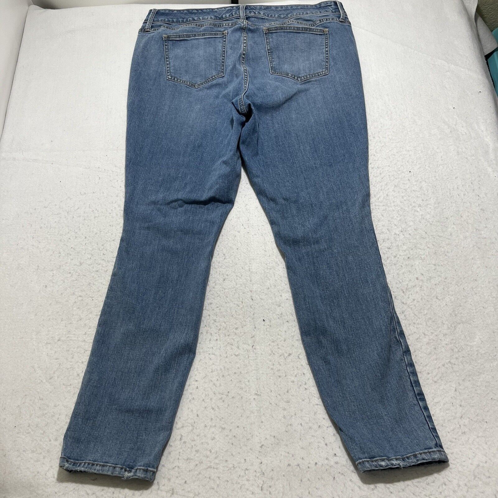 Other Torrid 18 Skinny Denim Stretch Jeans Light Blue Mid Rise Size 40" / US 18 - 6 Thumbnail