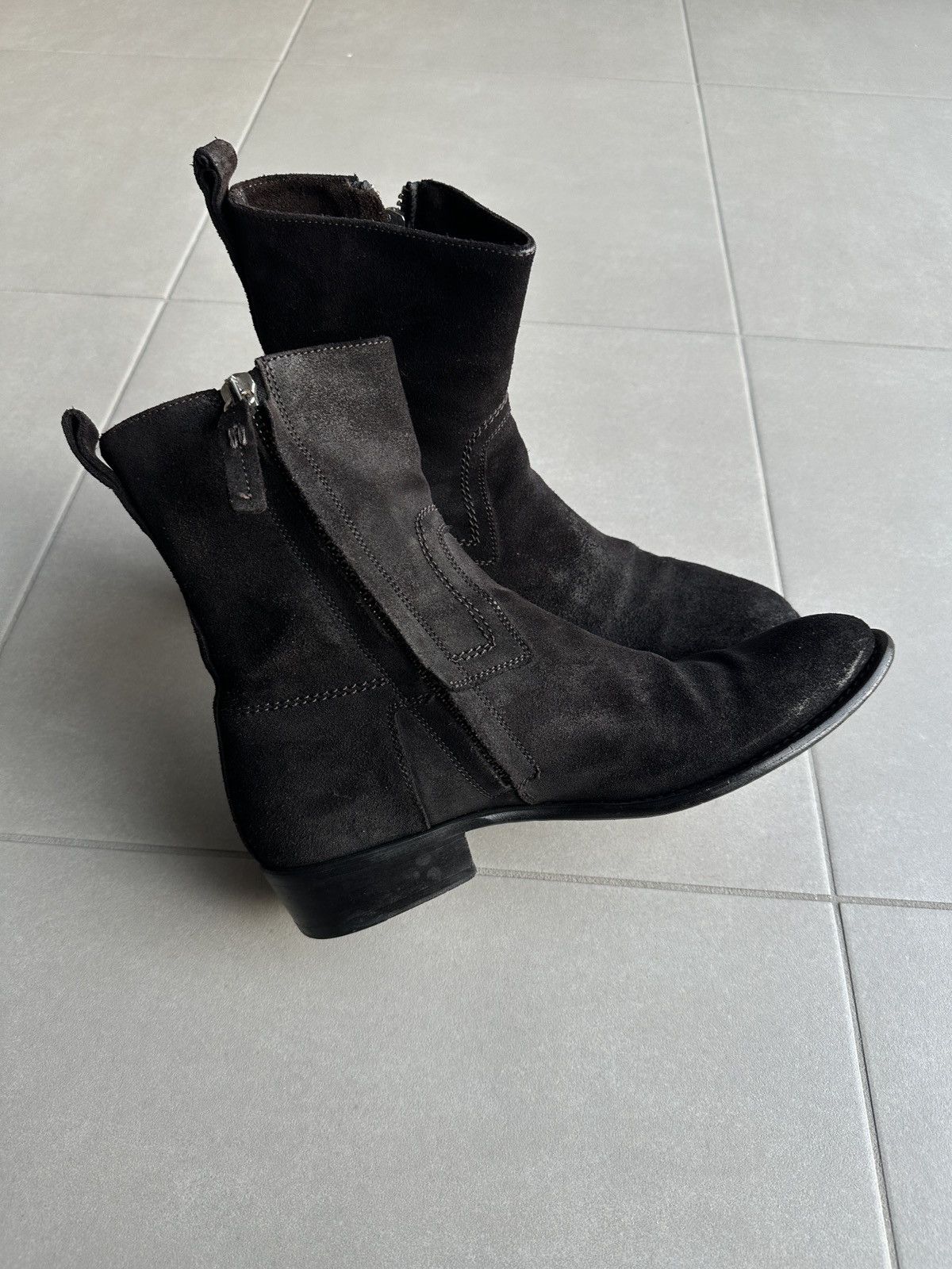 Dior × Hedi Slimane Dior Homme AW07 “Navigate” western cuban heel suede boots Size US 9 / EU 42 - 4 Thumbnail