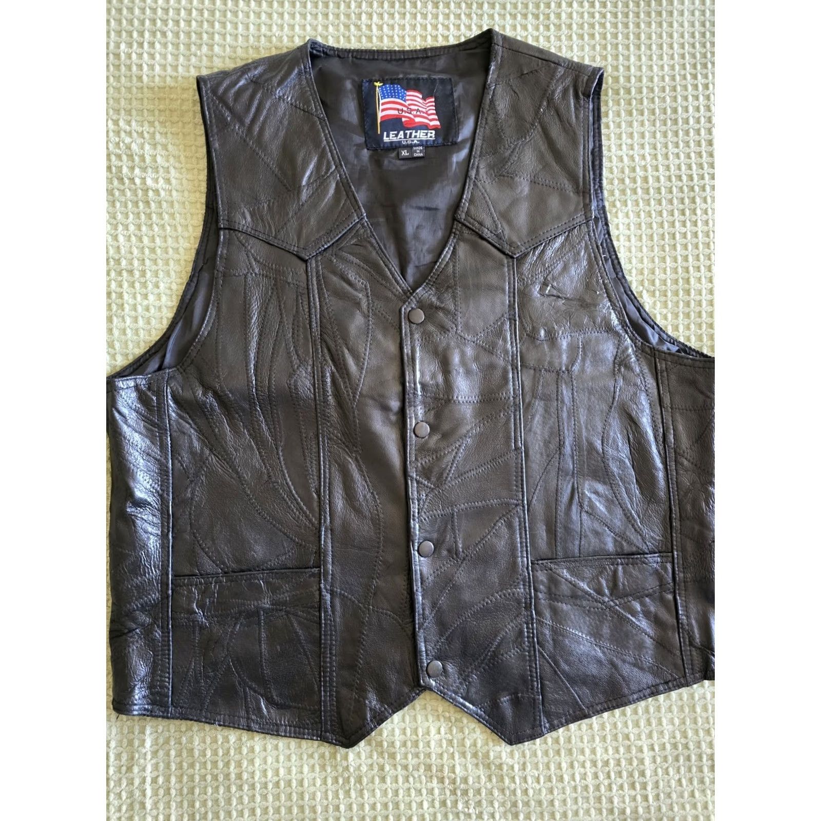 Vintage VINTAGE 80s Leather Biker Vest USA Leather Bald Eagle Button Up Pockets XL Mens Black Leather Vest Size US XL / EU 56 / 4 - 3 Thumbnail