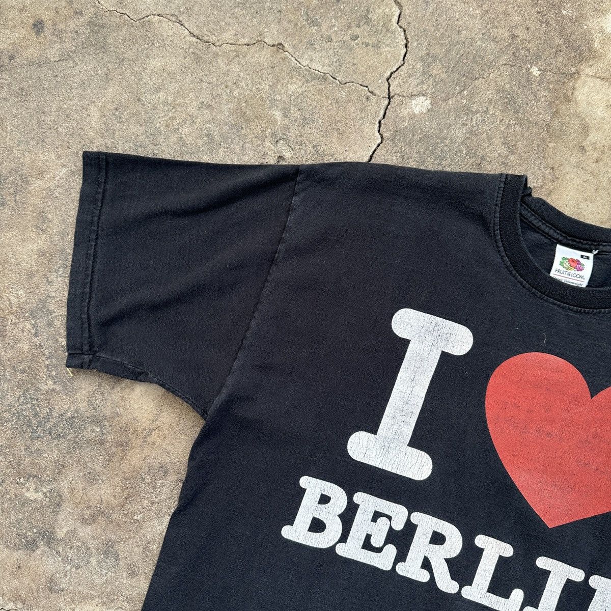 I Love NY × Vintage I LOVE <3 BERLIN Vintage T-Shirt Germany 🇩🇪 Size US M / EU 48-50 / 2 - 4 Thumbnail