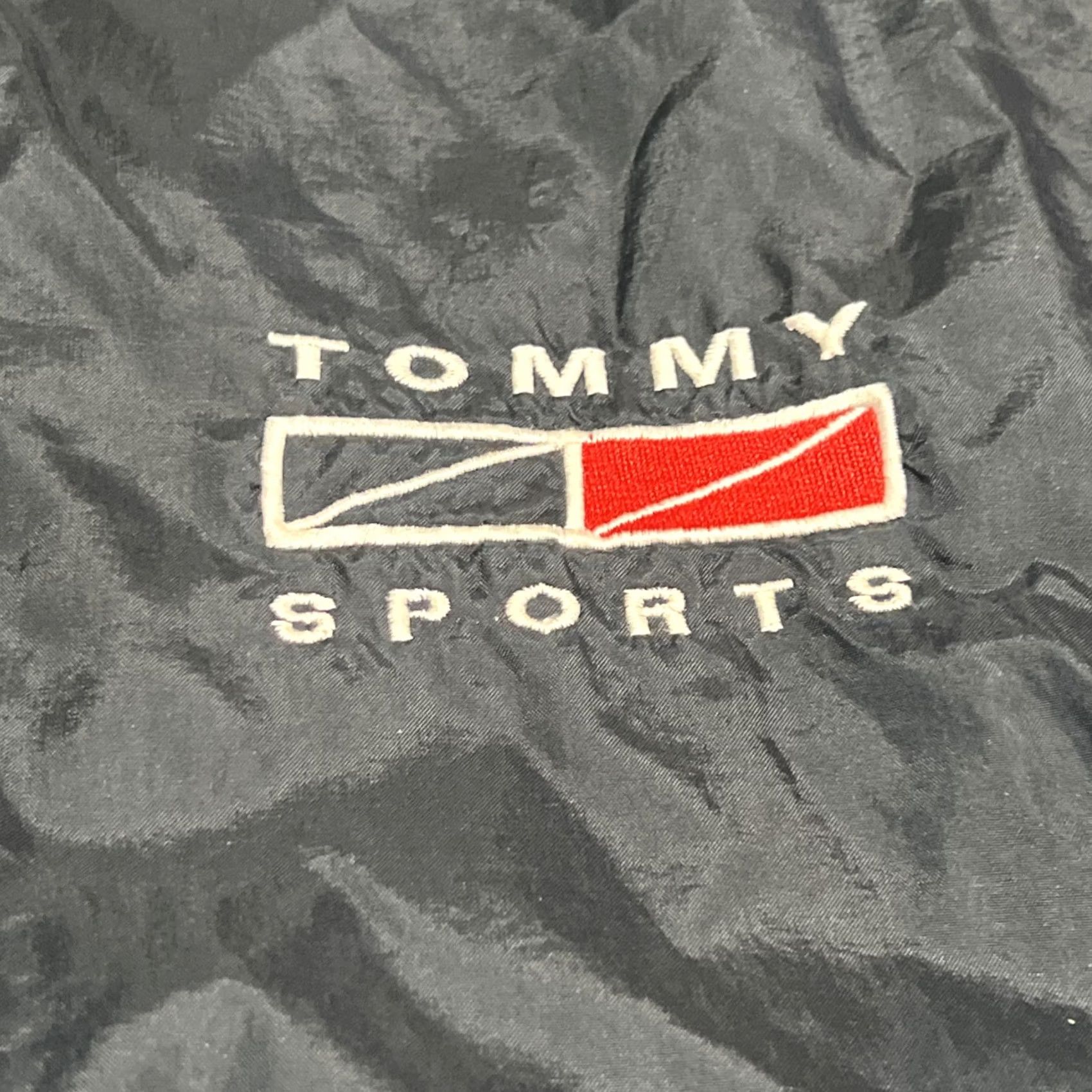 Tommy Hilfiger VINTAGE Tommy Hilfiger Sports Windbreaker Men’s XL Navy Lightweight Front Back Logos Jacket Size US XL / EU 56 / 4 - 3 Thumbnail