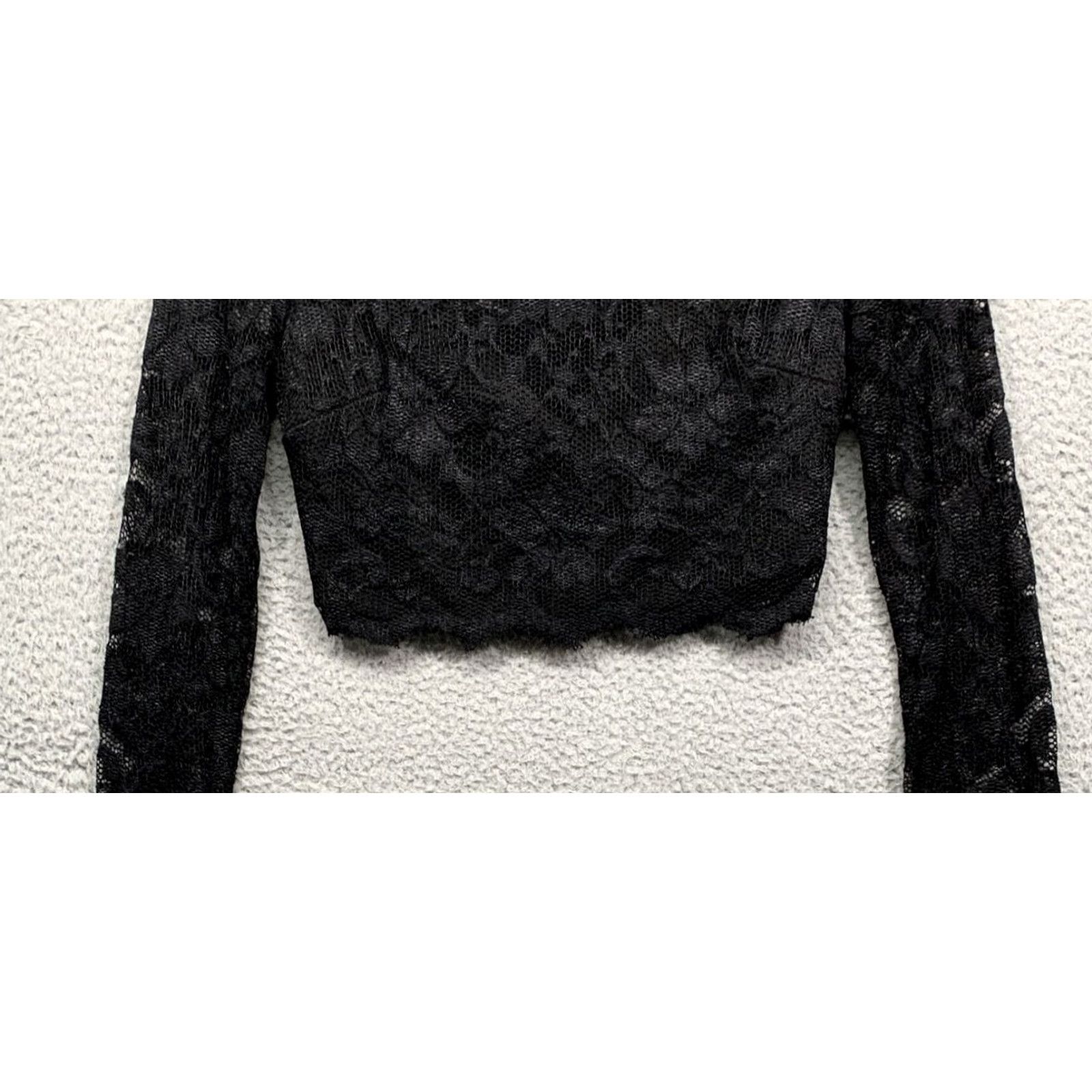 Vintage No Boundaries B Smart Misses Cropped Lace Top Size 3 Black Lined Zipper Hand Wash Stretch Blouse Teens Petite Long Sleeve Round Neck Womens Size XS / US 0-2 / IT 36-38 - 3 Thumbnail