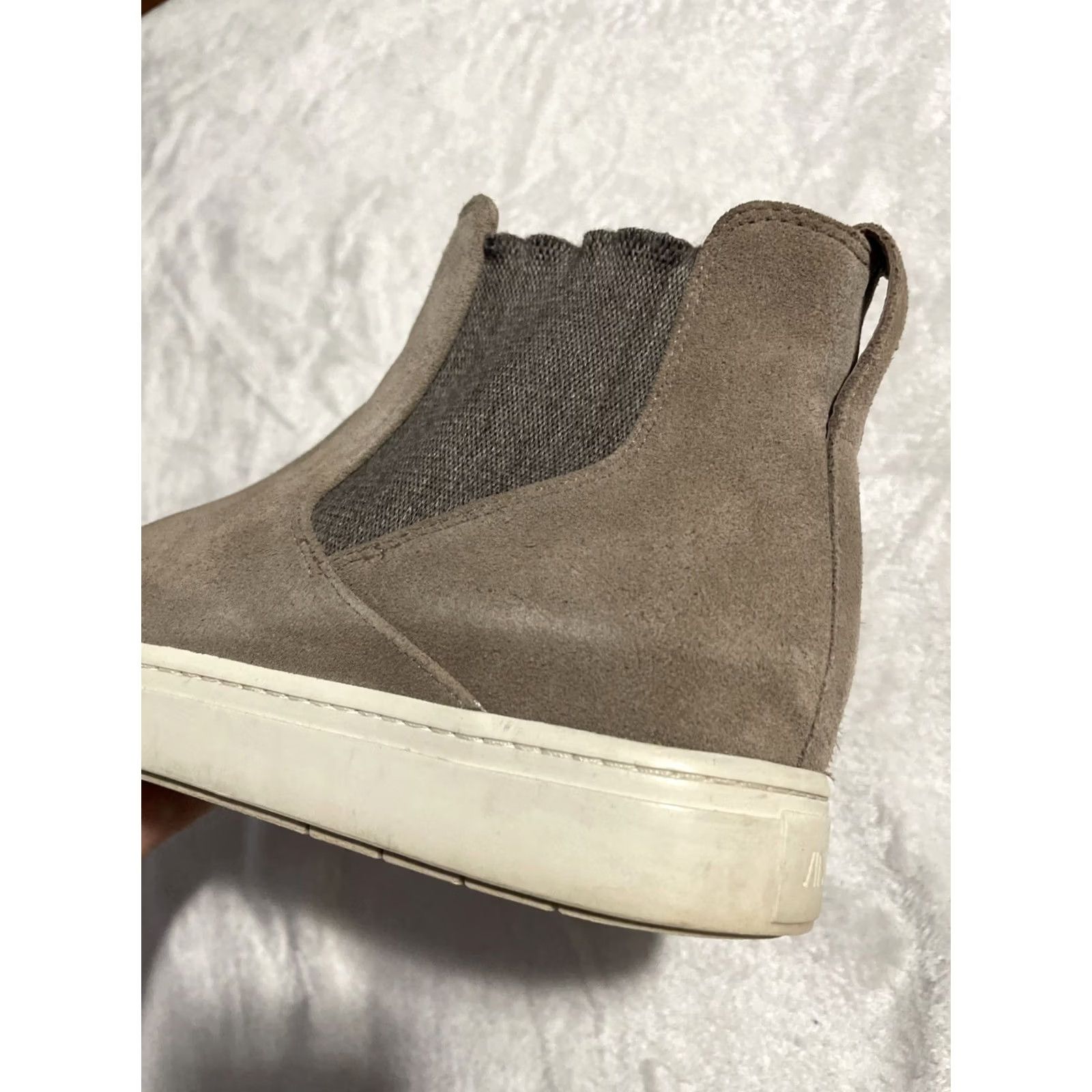 Vince Vince Chelsea High Top Leather Bootie Sneaker Womens 7M Gray Suede Casual Workwear Modern Bohemian Designer Chelsea Bootie Leather Sneaker M Womens Size M / US 6-8 / IT 42-44 - 6 Thumbnail